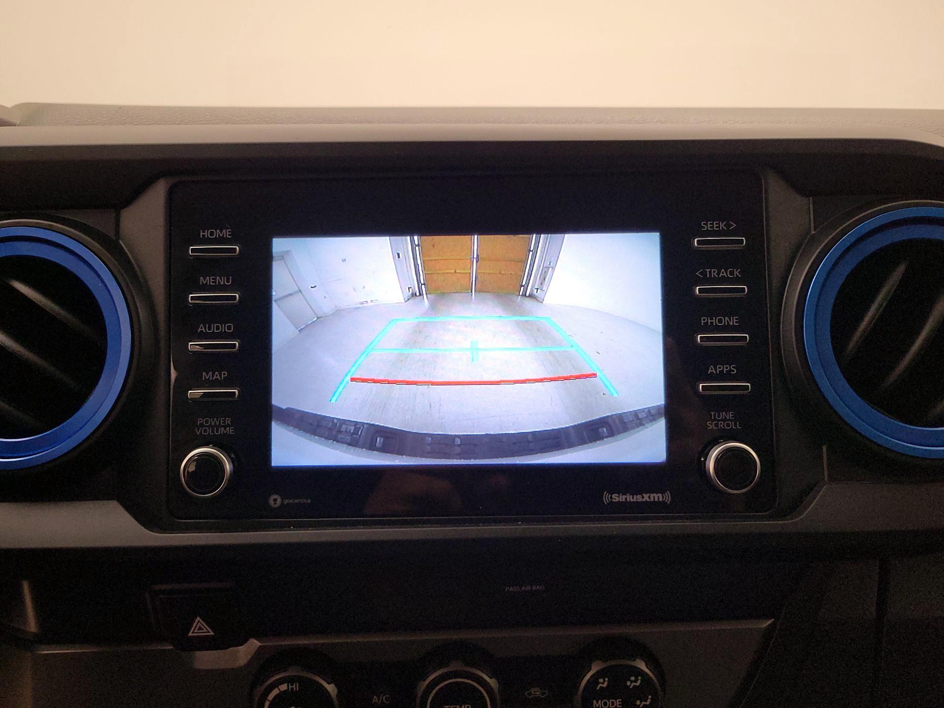 Thumbnail: 2022 Toyota Tacoma - 14