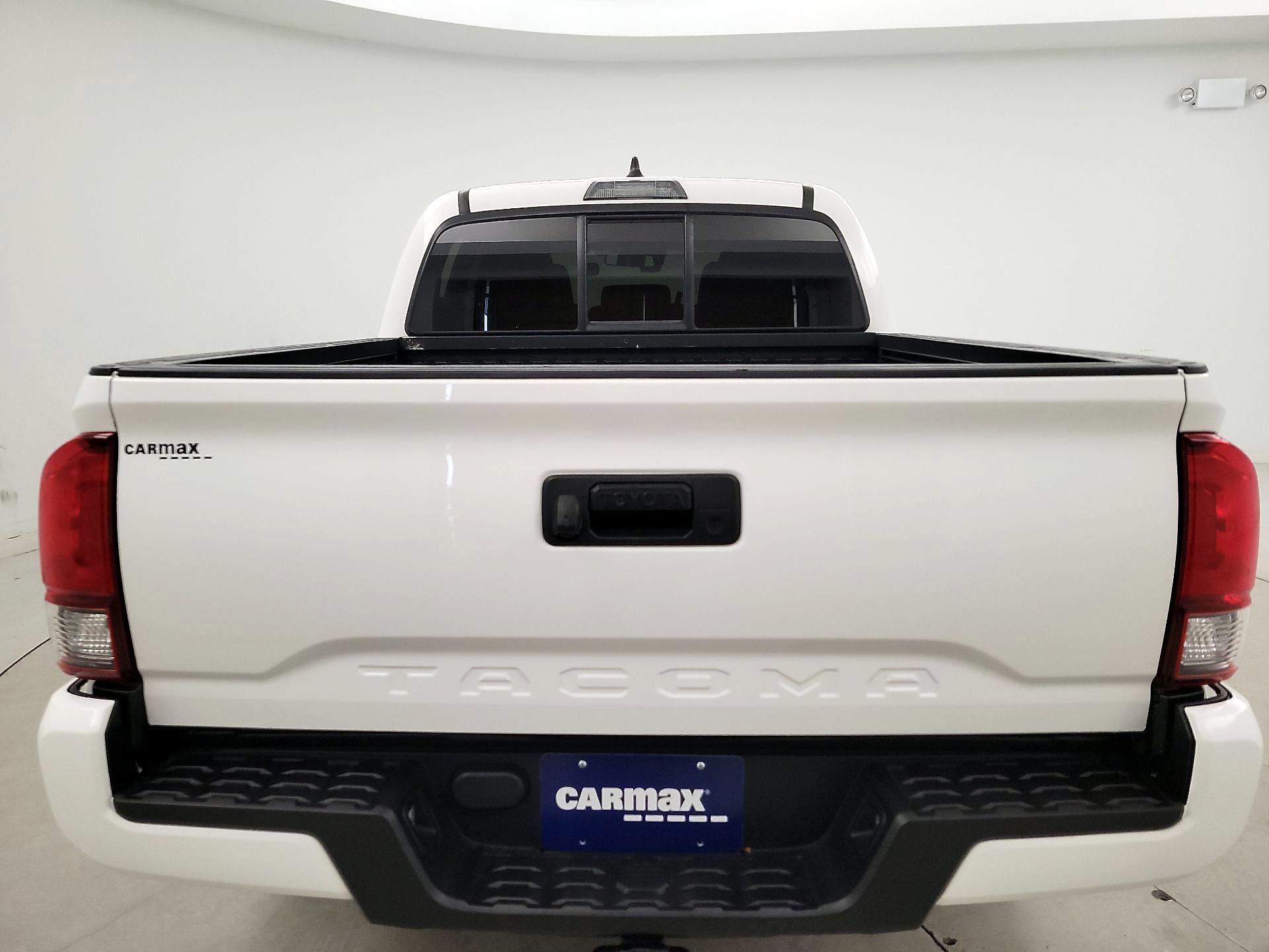 Thumbnail: 2022 Toyota Tacoma - 20