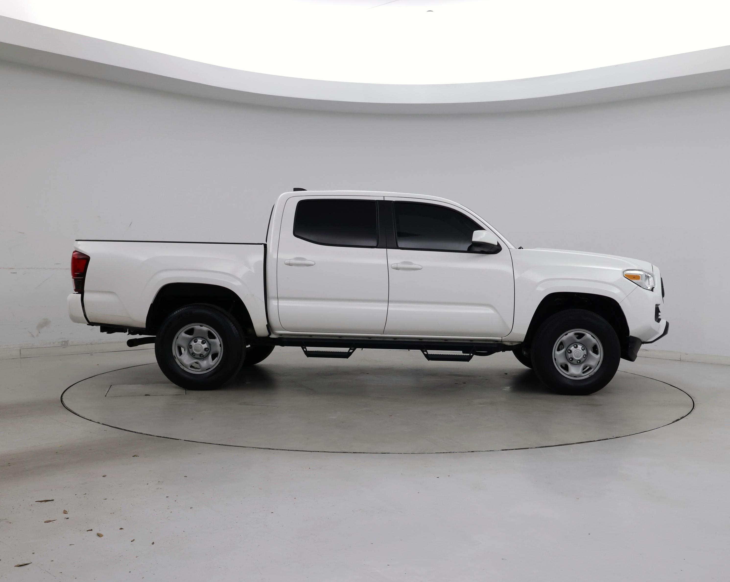 Thumbnail: 2022 Toyota Tacoma - 7