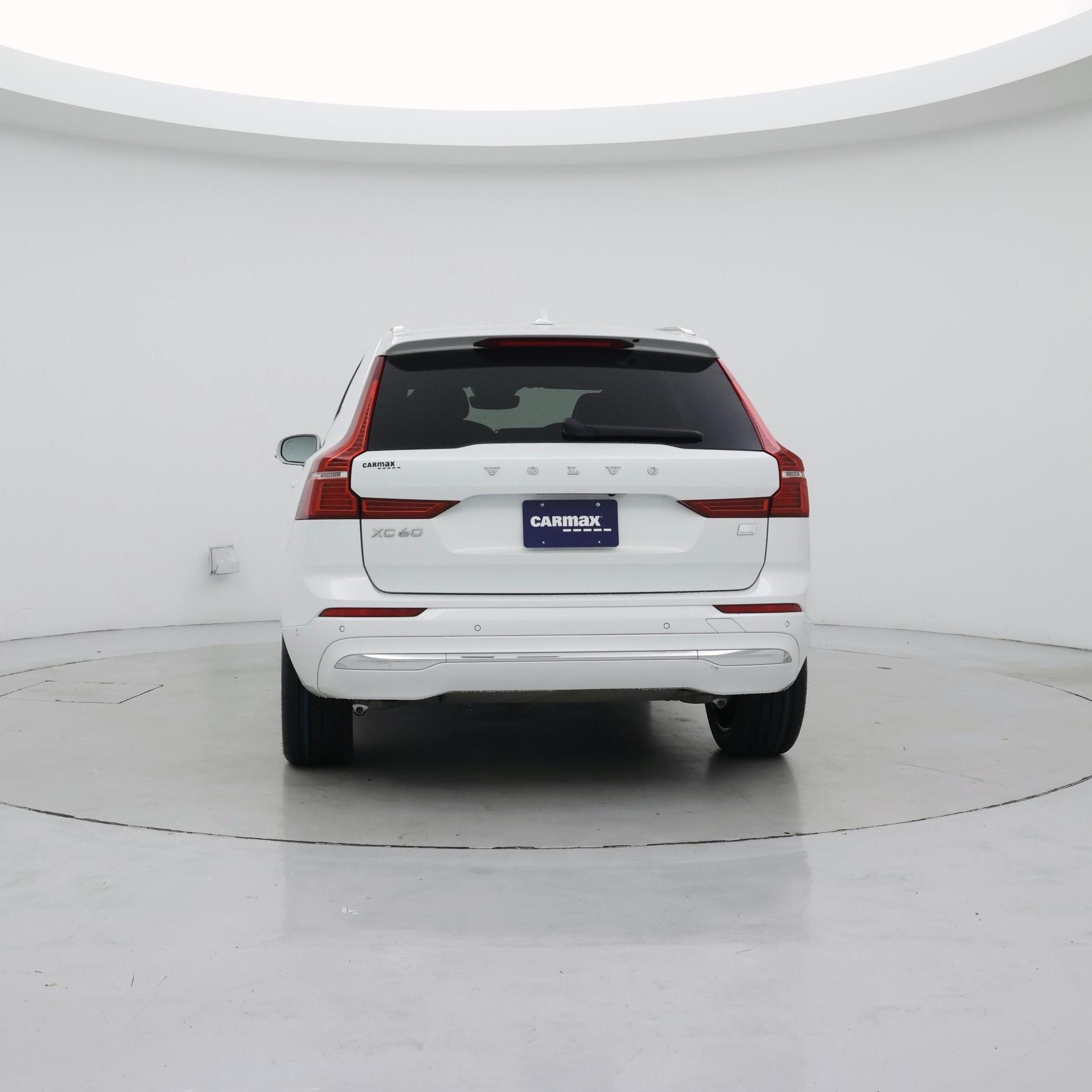 Thumbnail: 2022 Volvo XC60 - 6