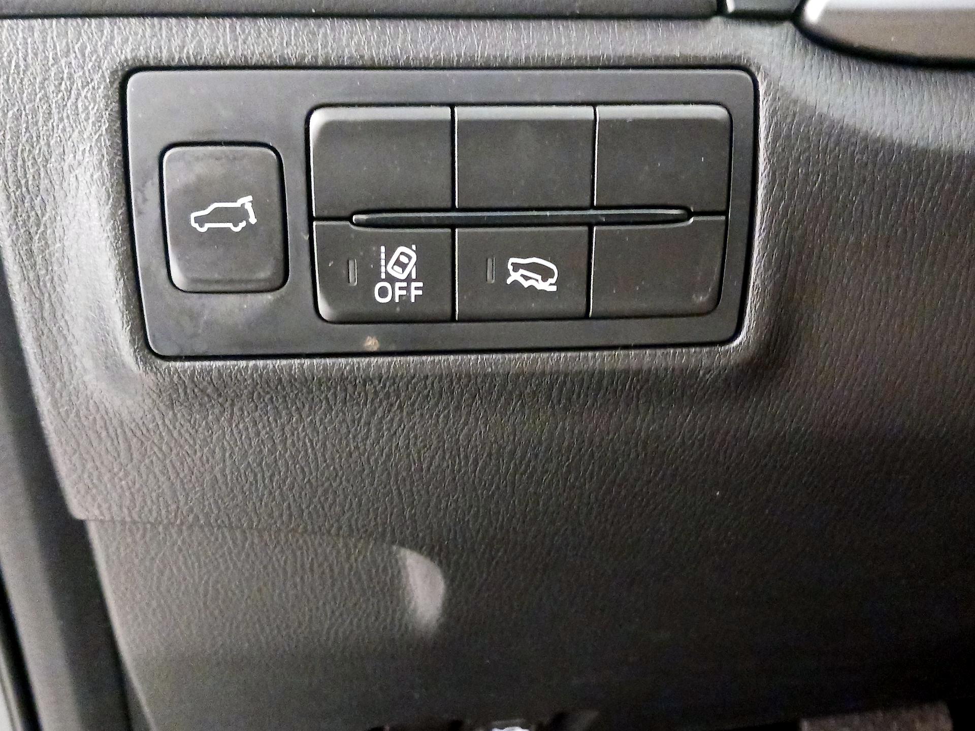 Thumbnail: 2023 Mazda CX-9 - 13