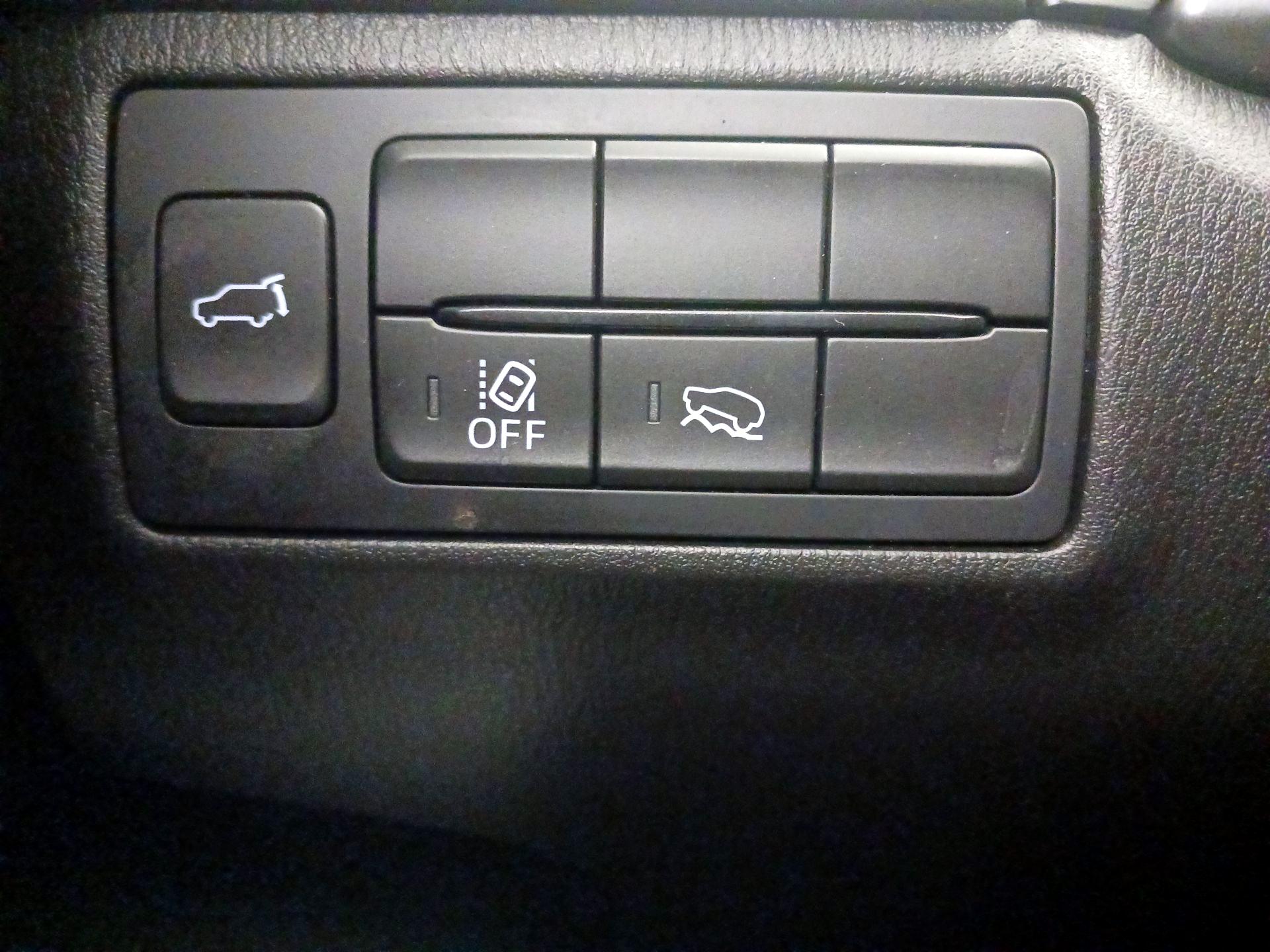 Thumbnail: 2023 Mazda CX-9 - 14