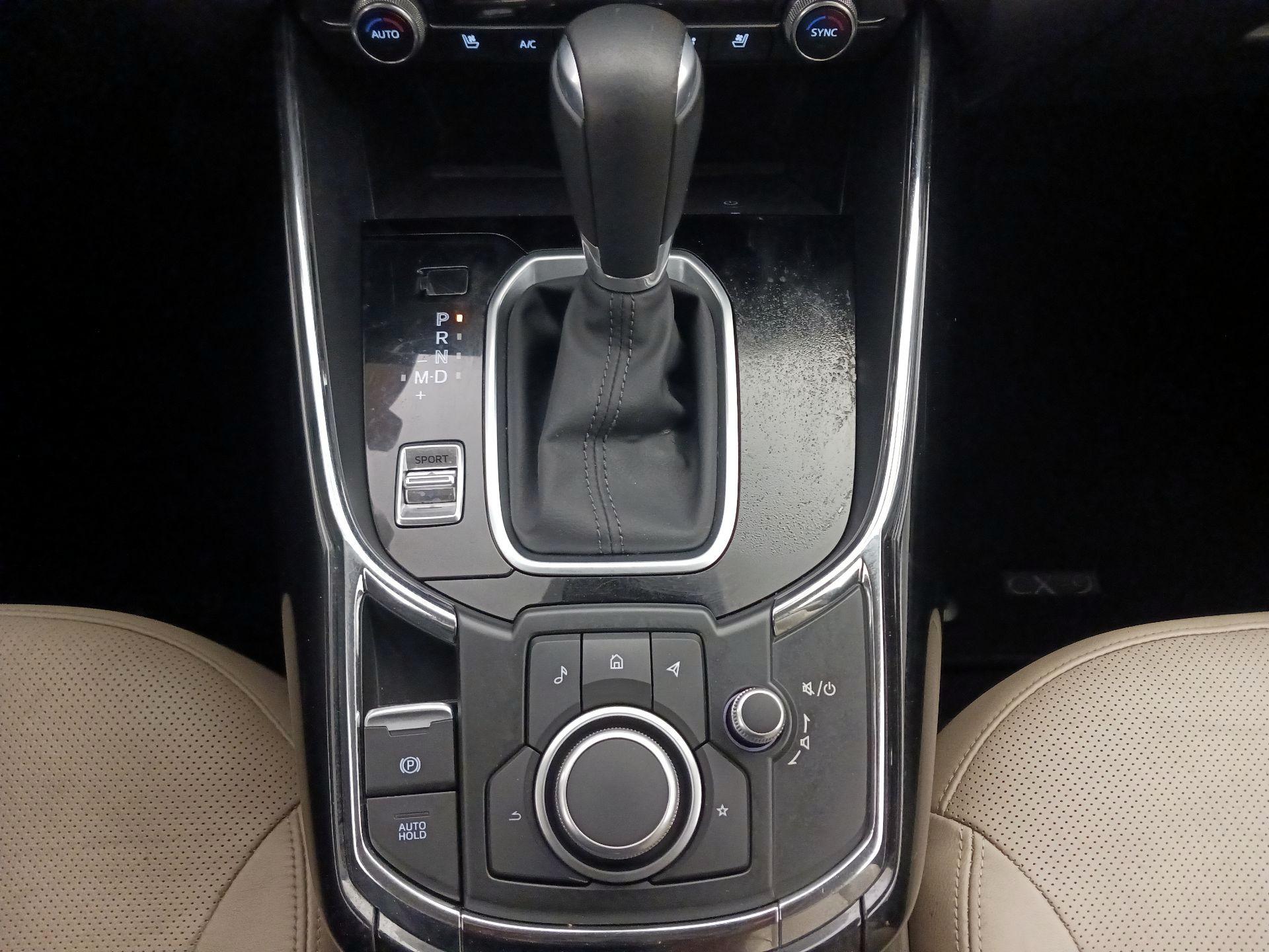 Thumbnail: 2023 Mazda CX-9 - 18