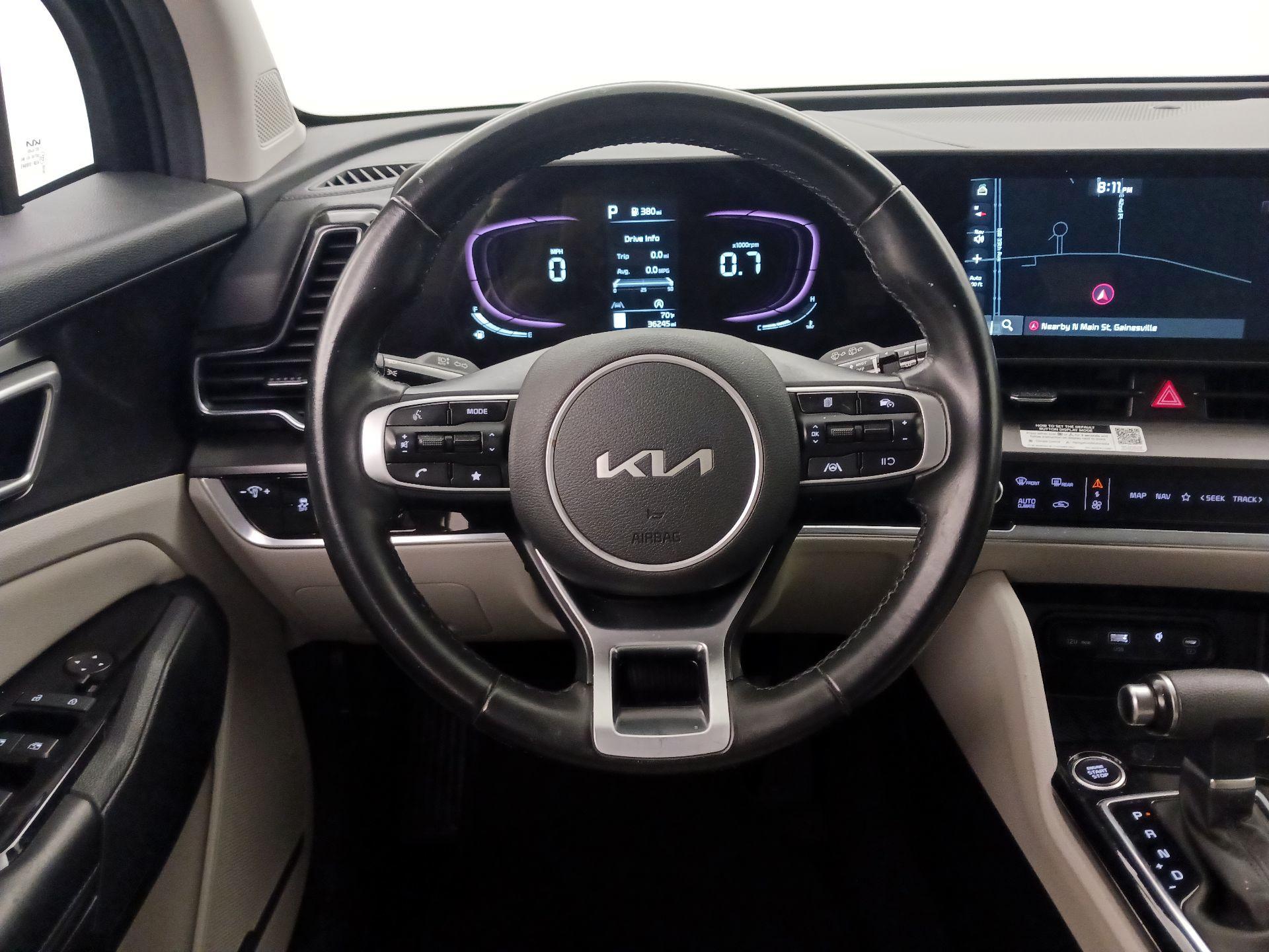 Thumbnail: 2023 Kia Sportage - 10