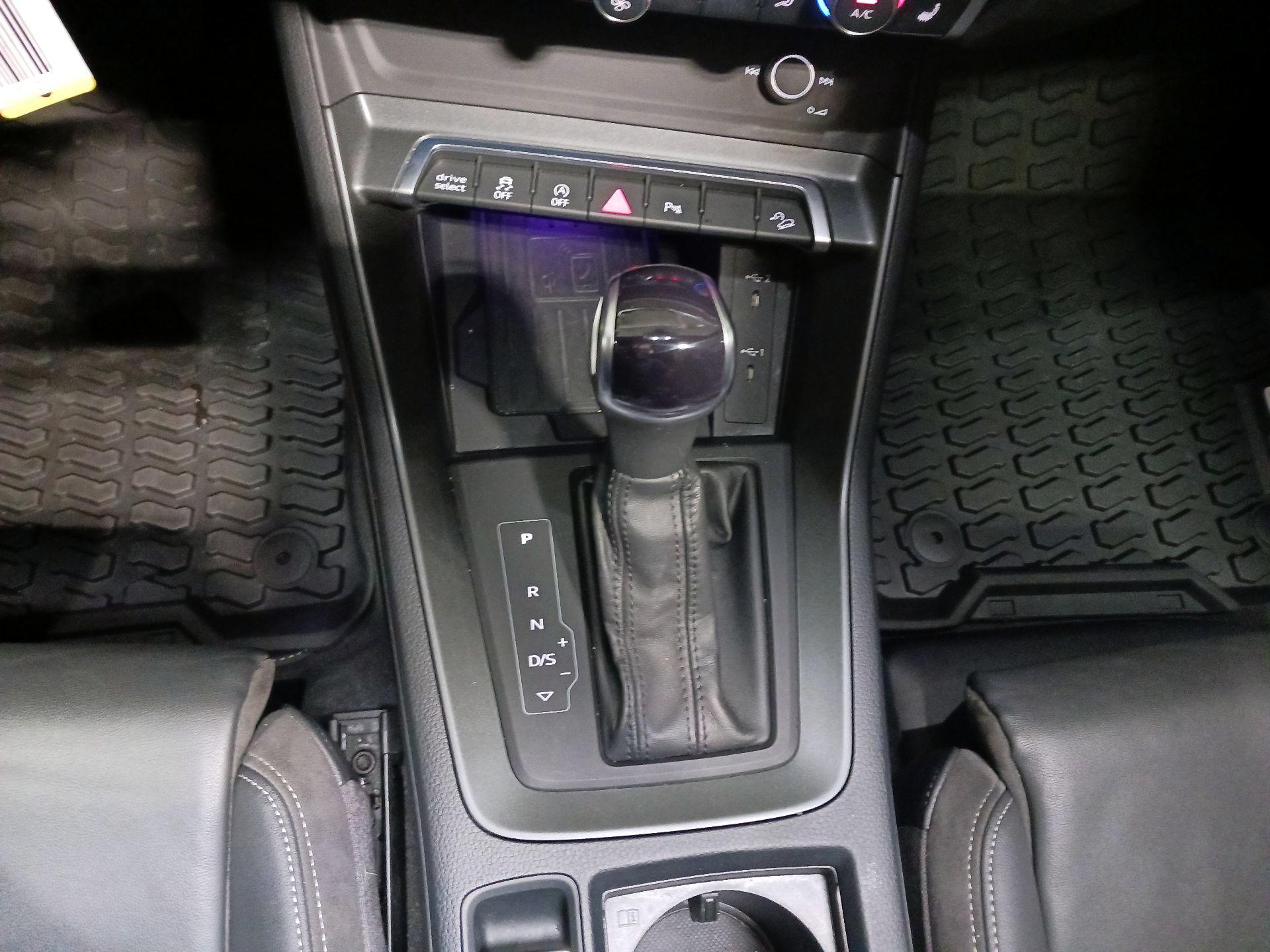 Thumbnail: 2022 Audi Q3 - 18