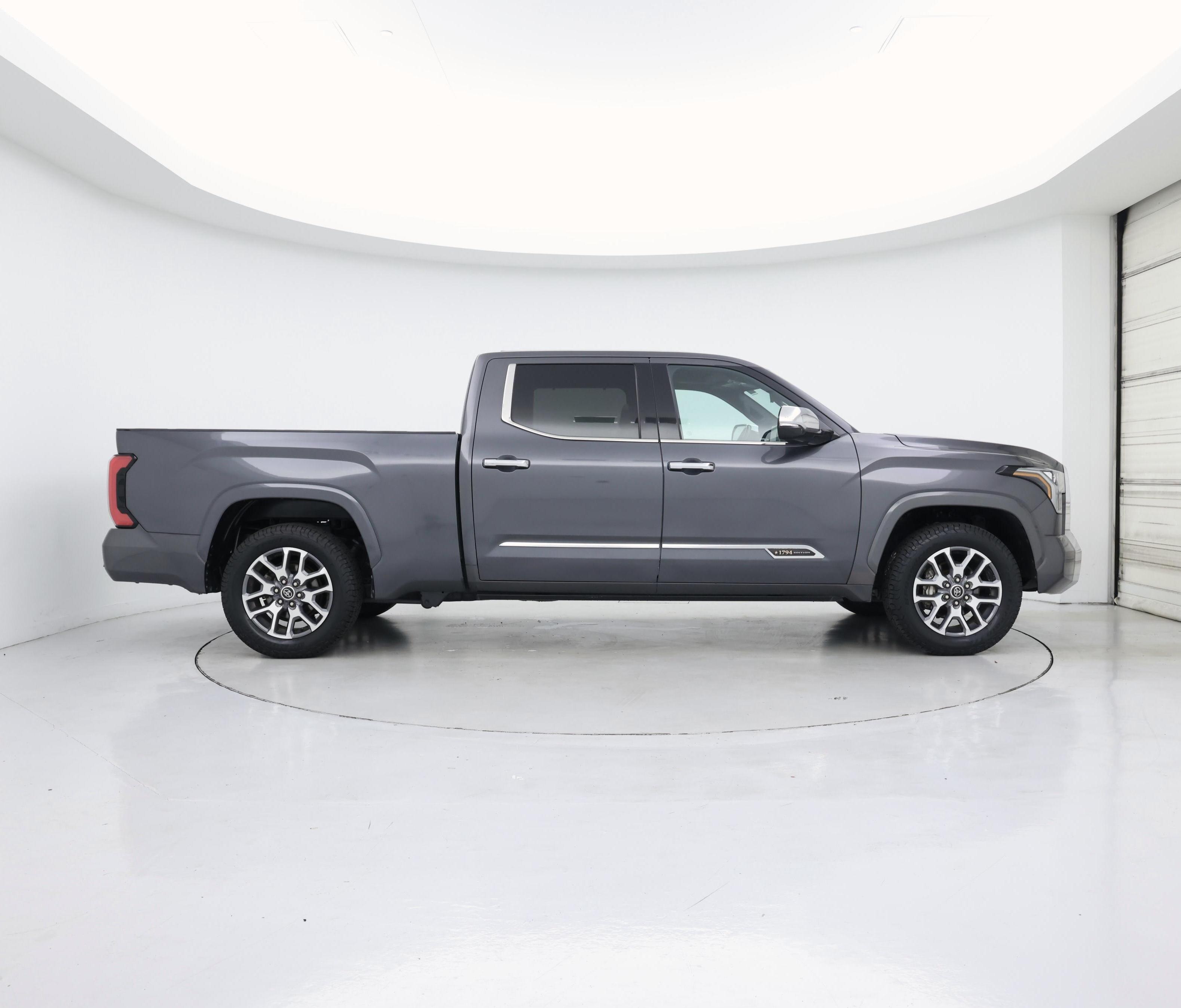 Thumbnail: 2023 Toyota Tundra - 7
