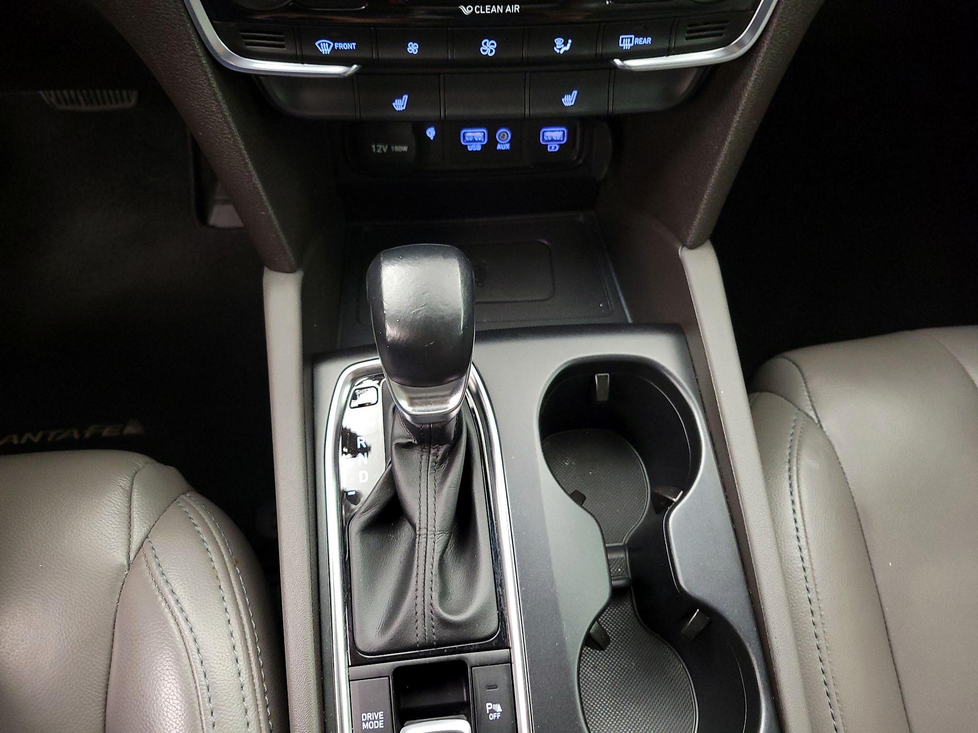 Thumbnail: 2020 Hyundai Santa Fe - 17