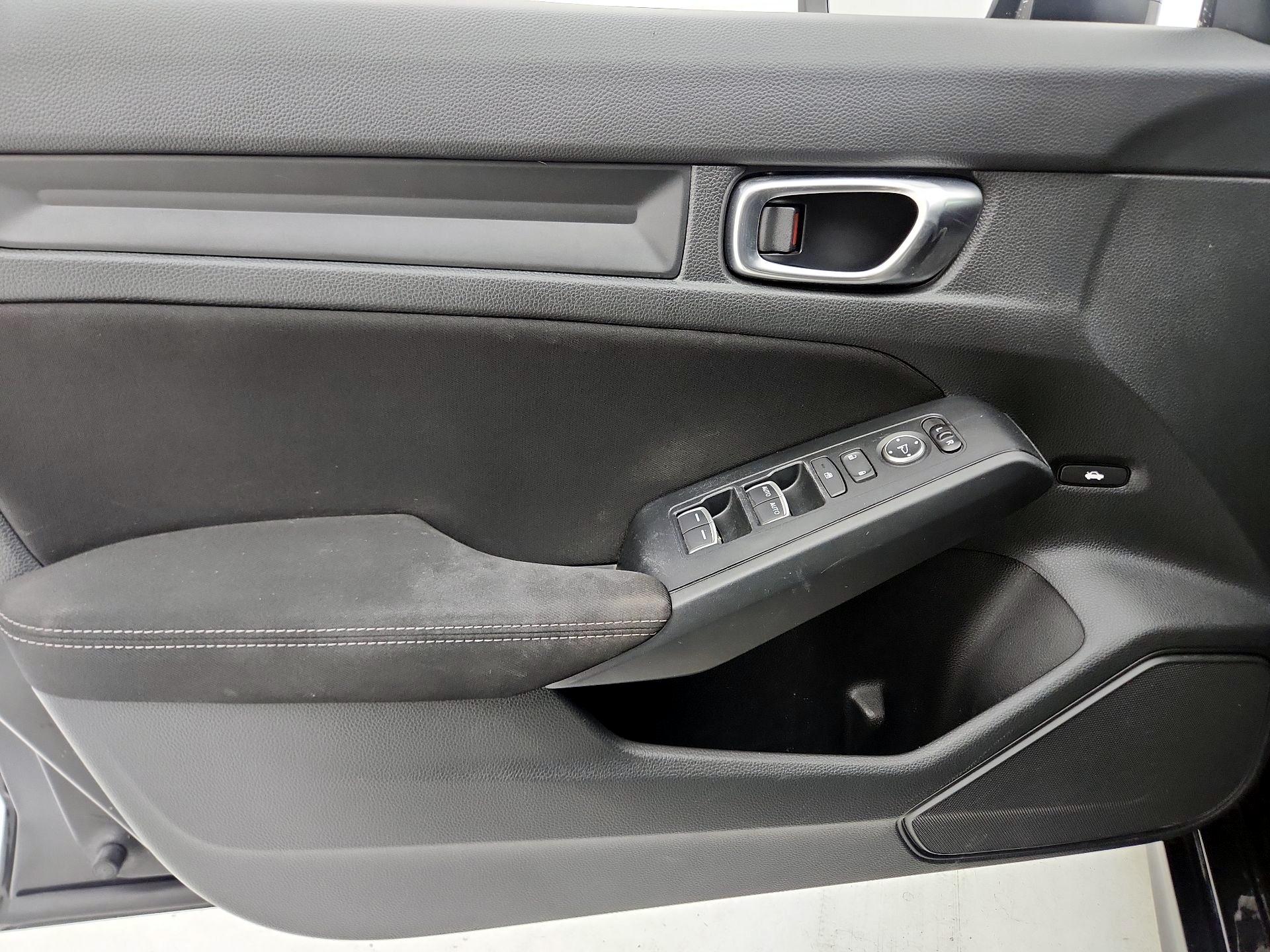 Thumbnail: 2023 Honda Civic - 12