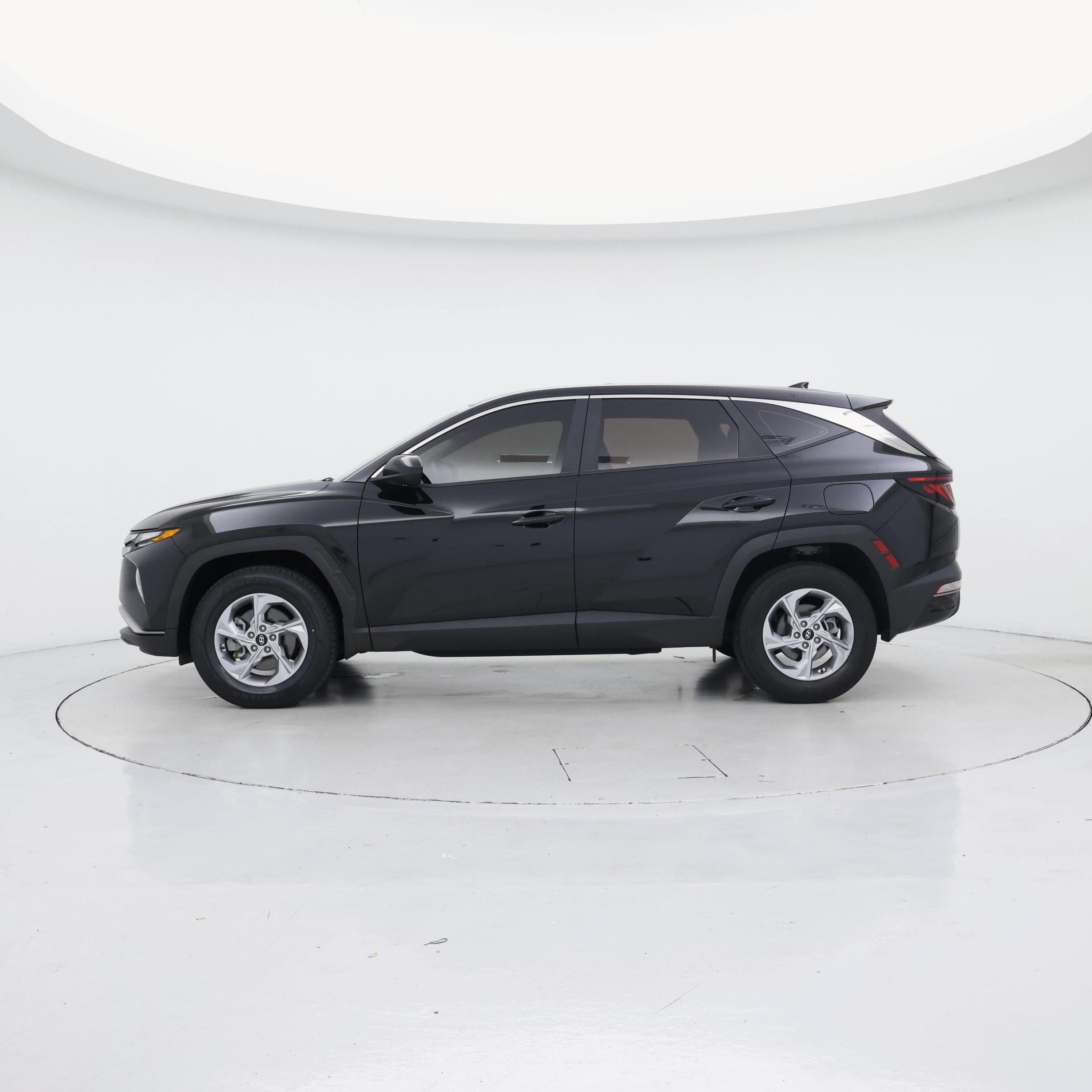 Thumbnail: 2023 Hyundai Tucson - 3