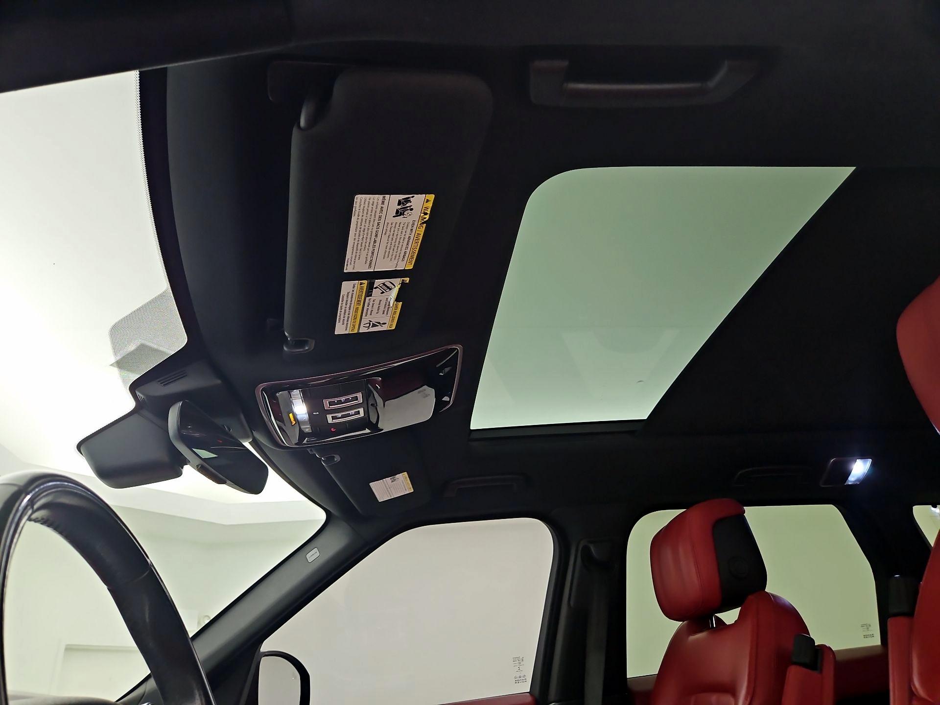 Thumbnail: 2022 Land Rover Range Rover Sport - 20