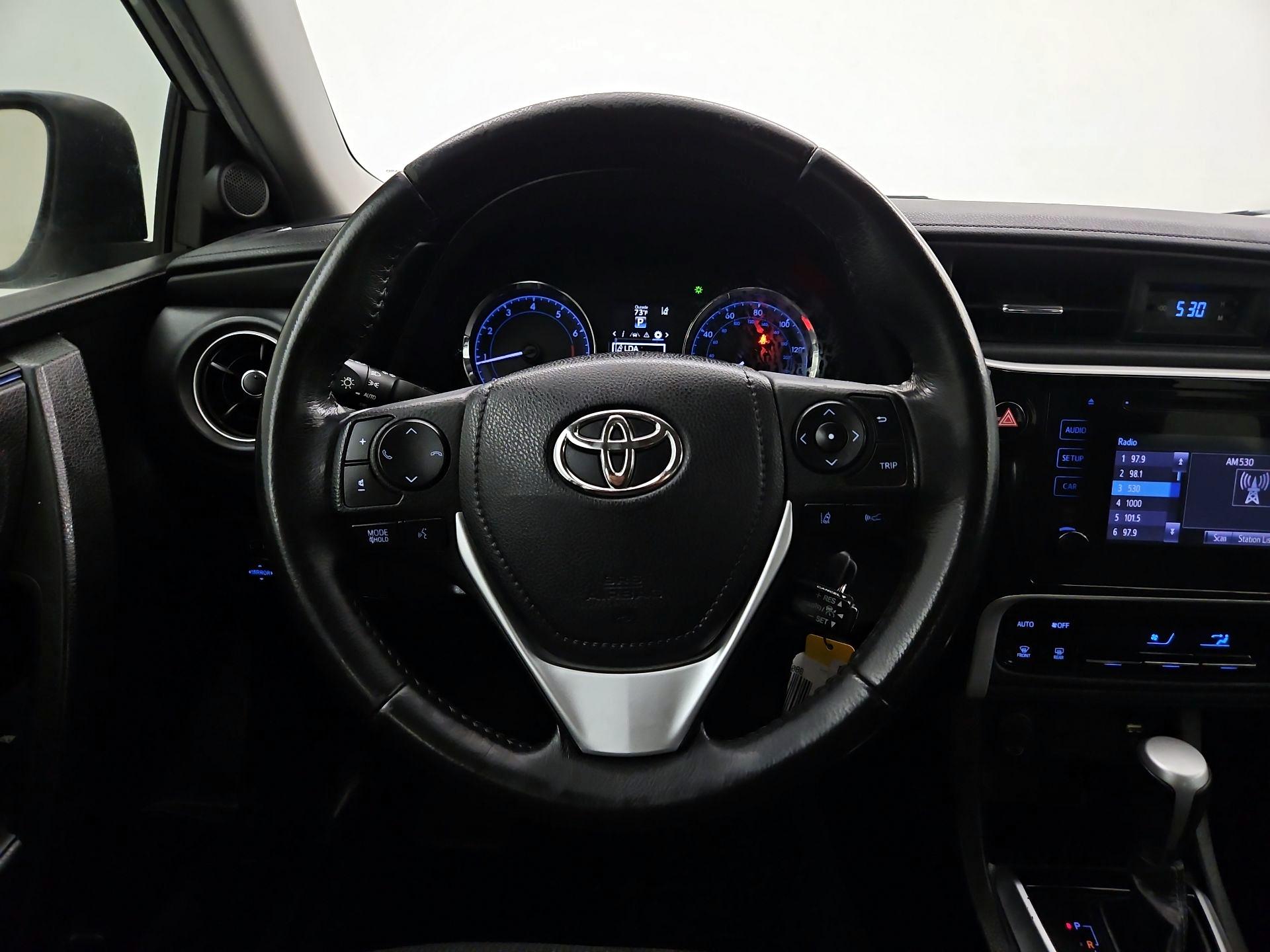 Thumbnail: 2019 Toyota Corolla - 10