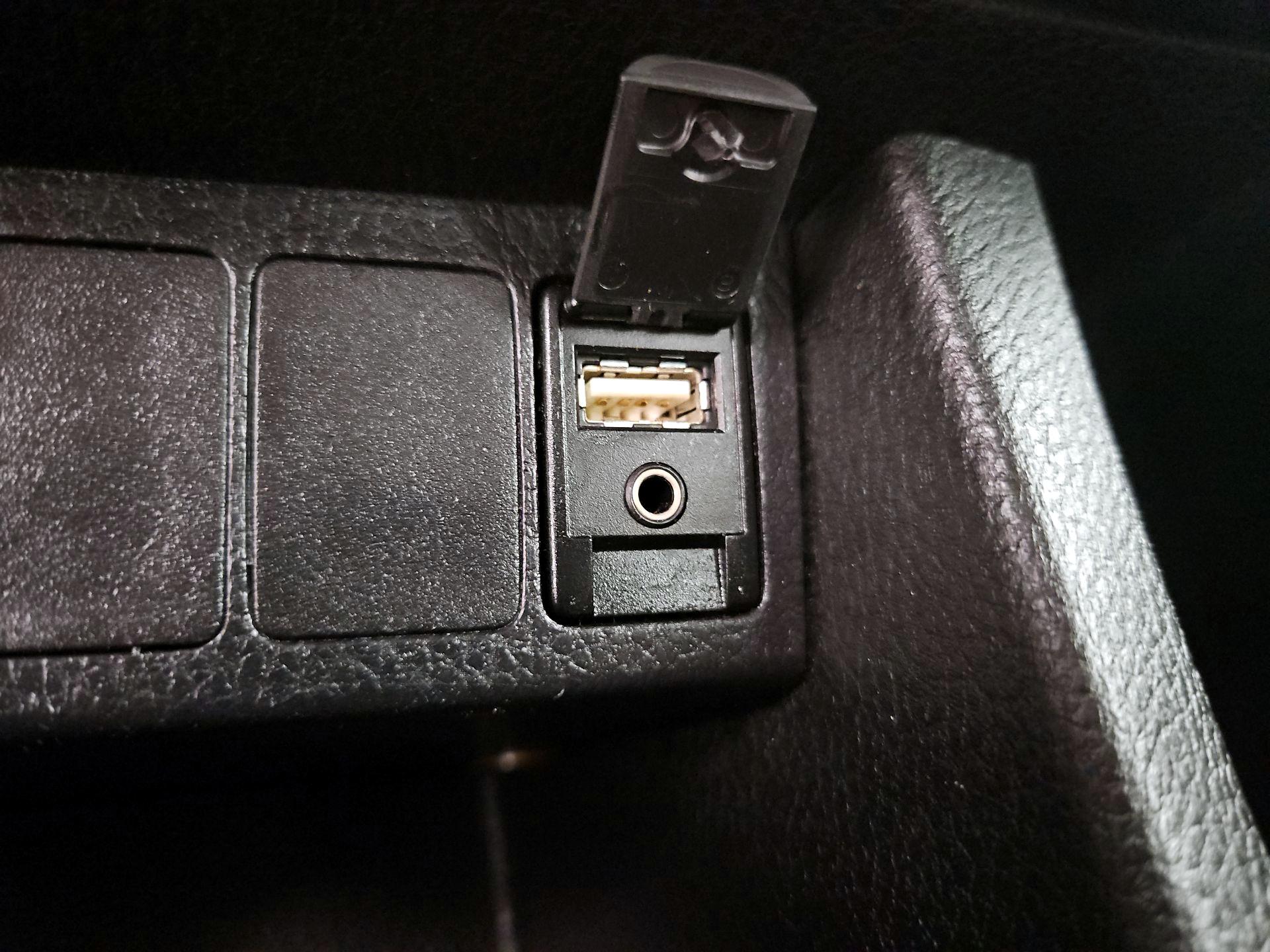 Thumbnail: 2019 Toyota Corolla - 18