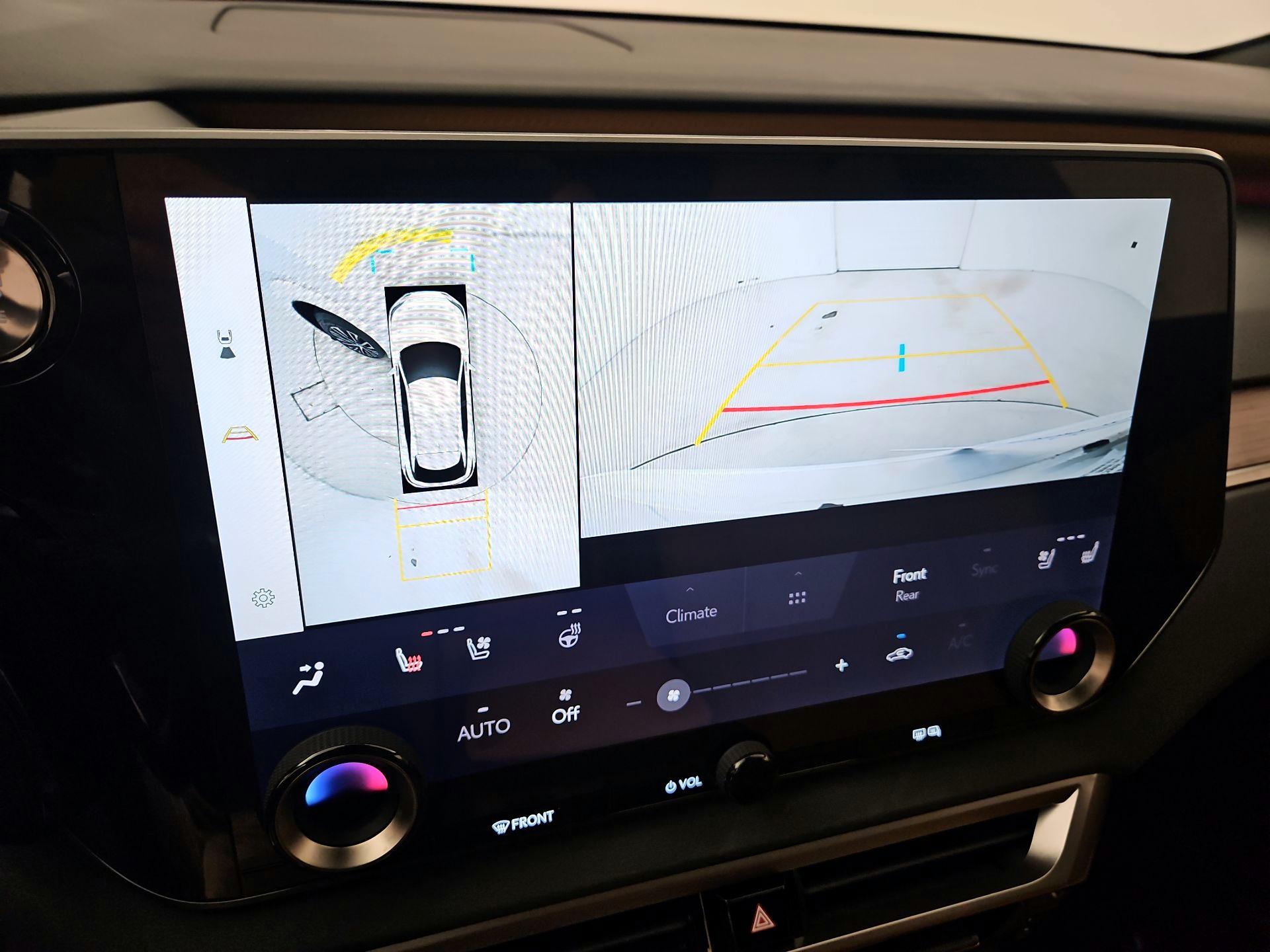Thumbnail: 2024 Lexus RX - 15