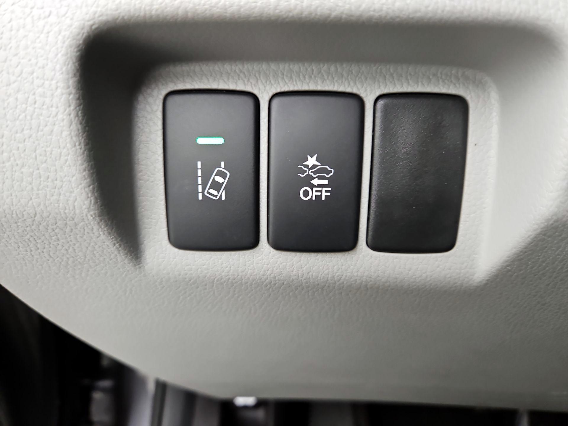 Thumbnail: 2017 Acura ILX - 13