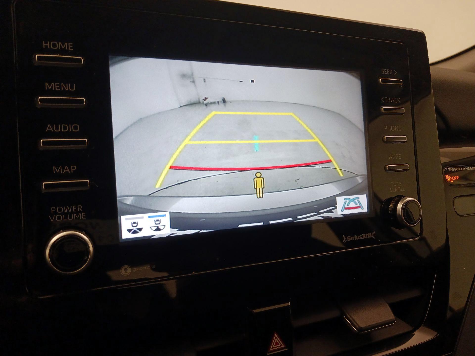 Thumbnail: 2021 Toyota Camry - 14