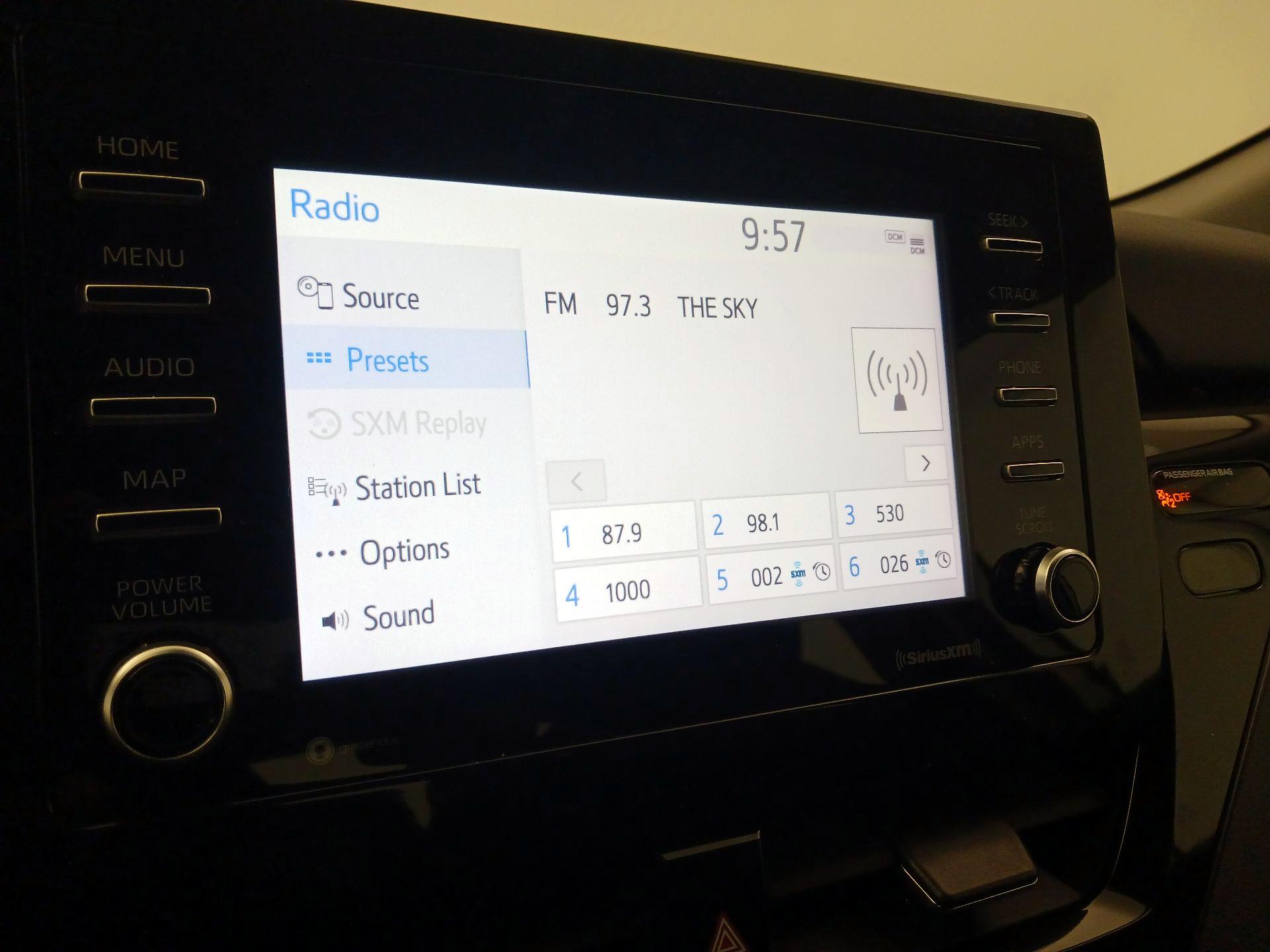 Thumbnail: 2021 Toyota Camry - 15