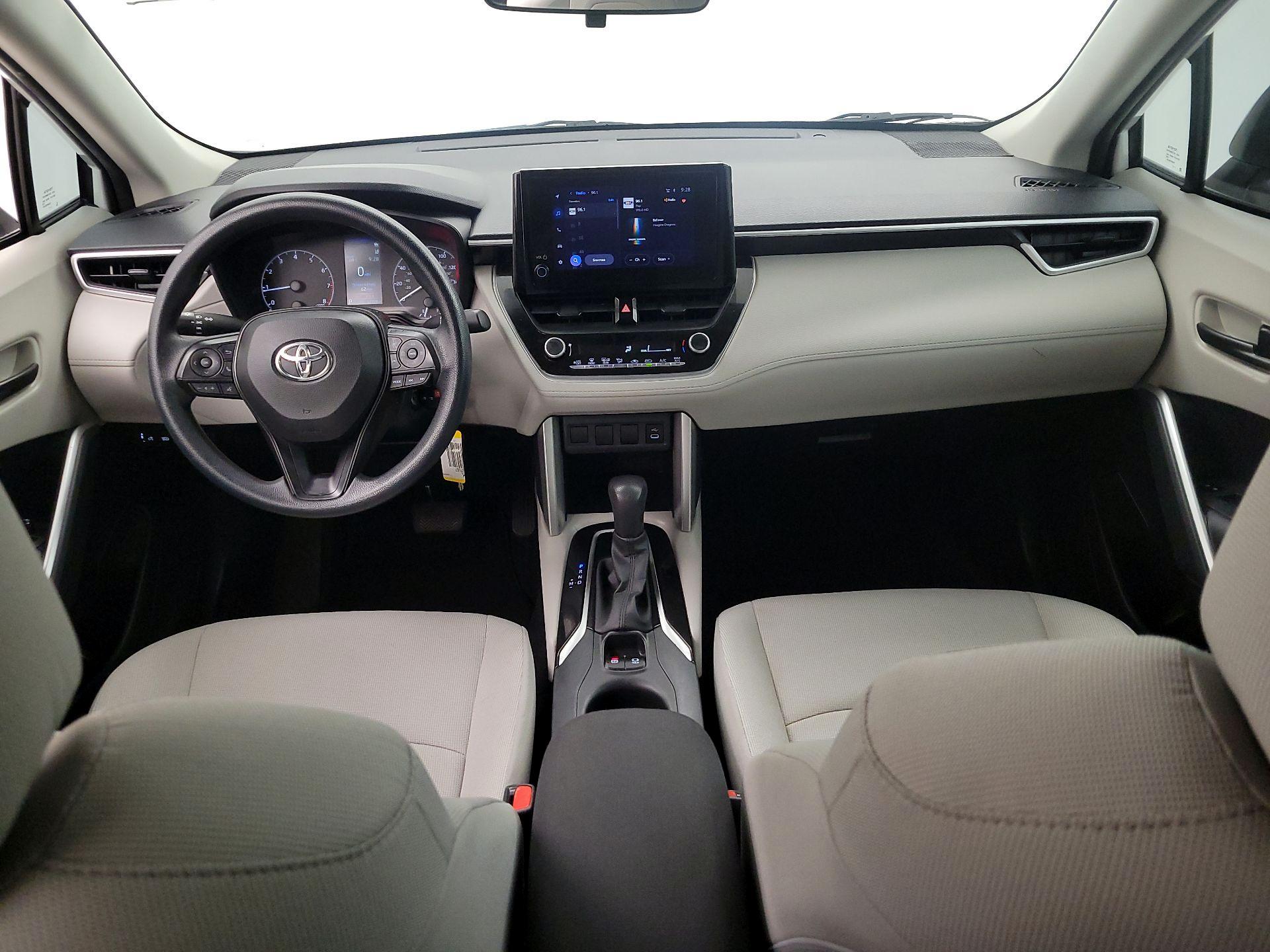 Thumbnail: 2023 Toyota Corolla Cross - 9