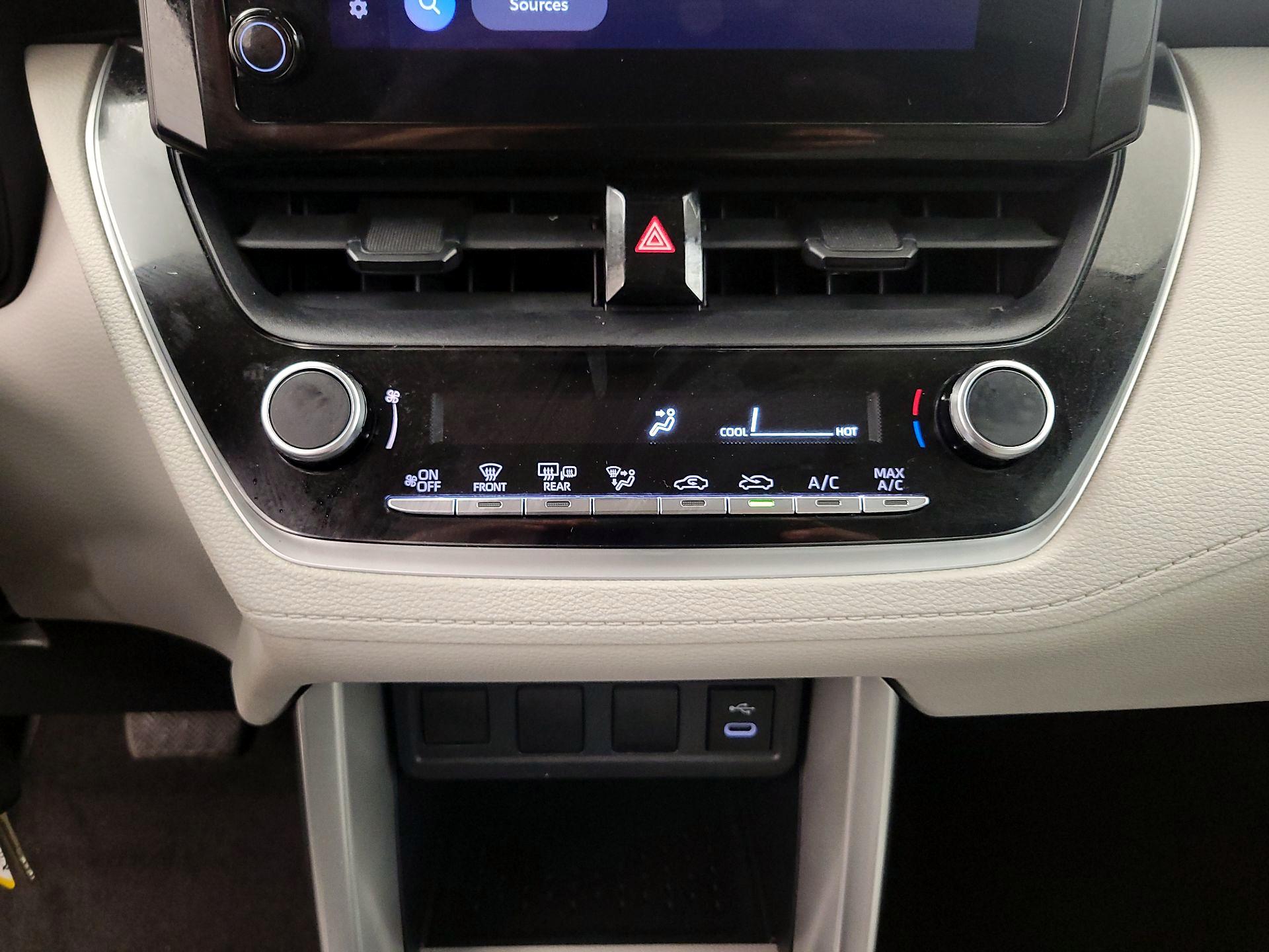 Thumbnail: 2023 Toyota Corolla Cross - 16