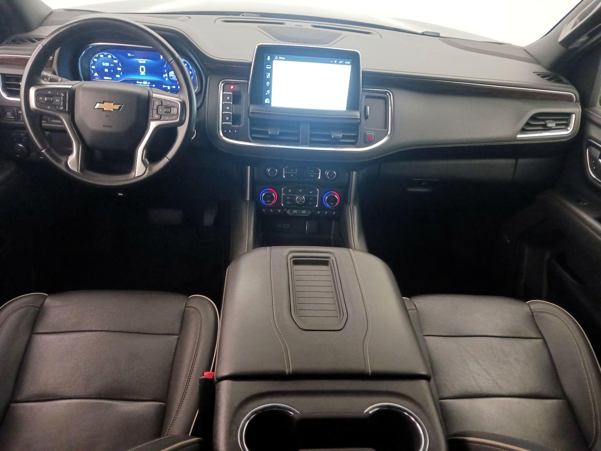 Thumbnail: 2023 Chevrolet Suburban - 9