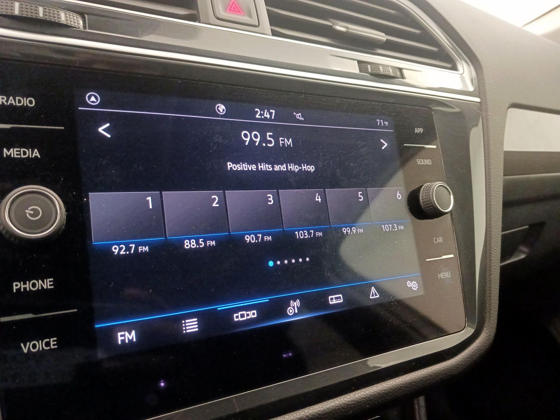 Thumbnail: 2024 Volkswagen Tiguan - 15