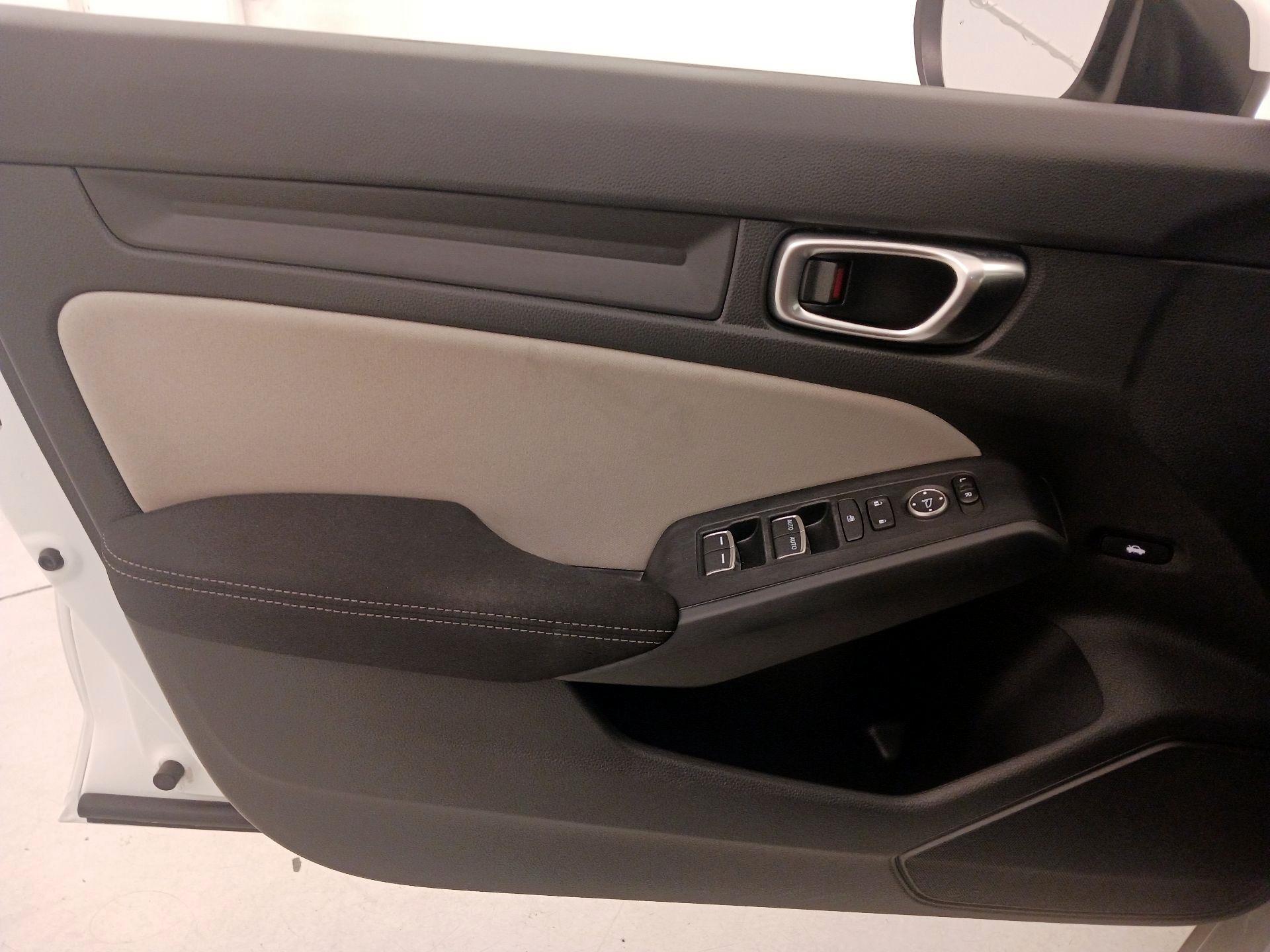 Thumbnail: 2023 Honda Civic - 12