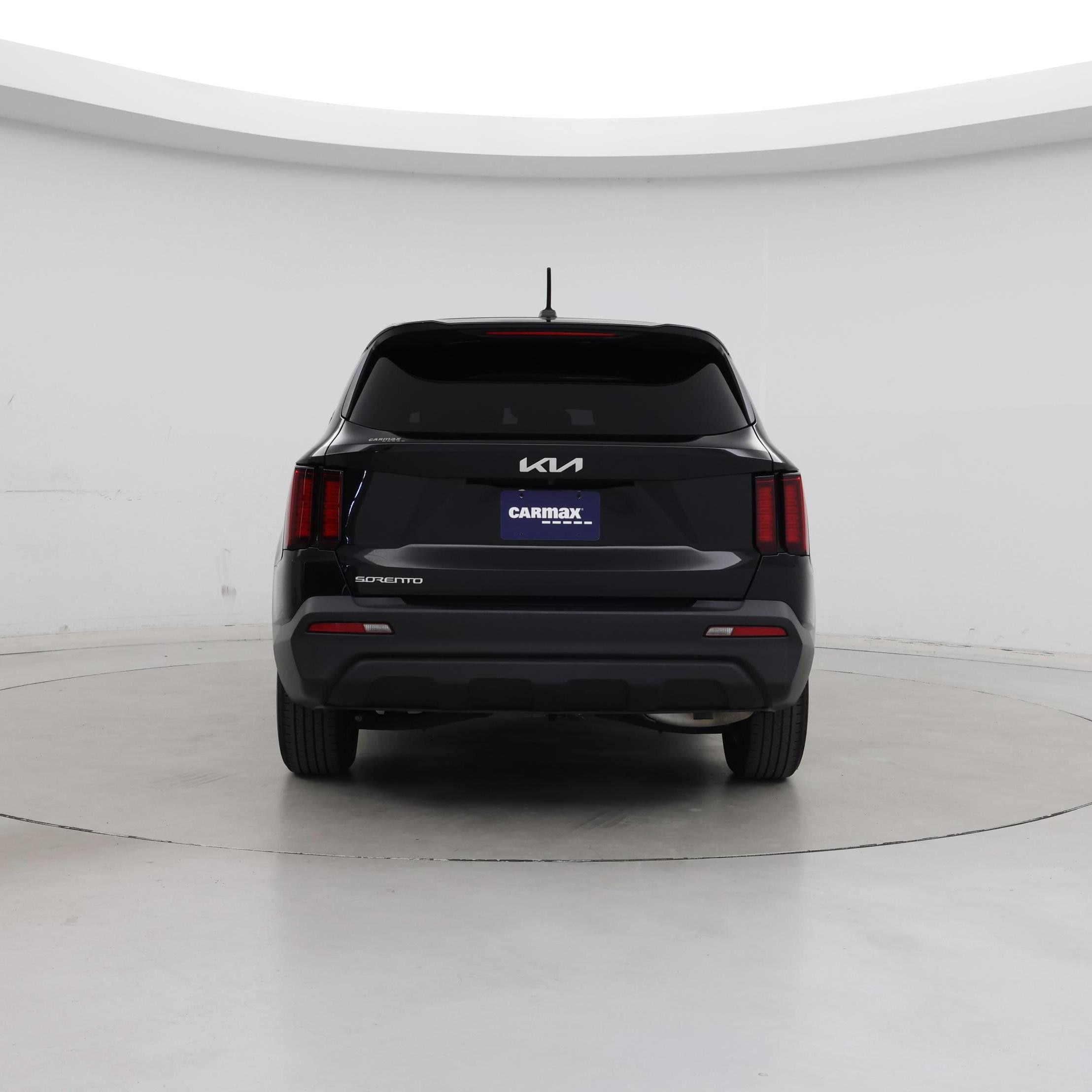 Thumbnail: 2023 Kia Sorento - 6