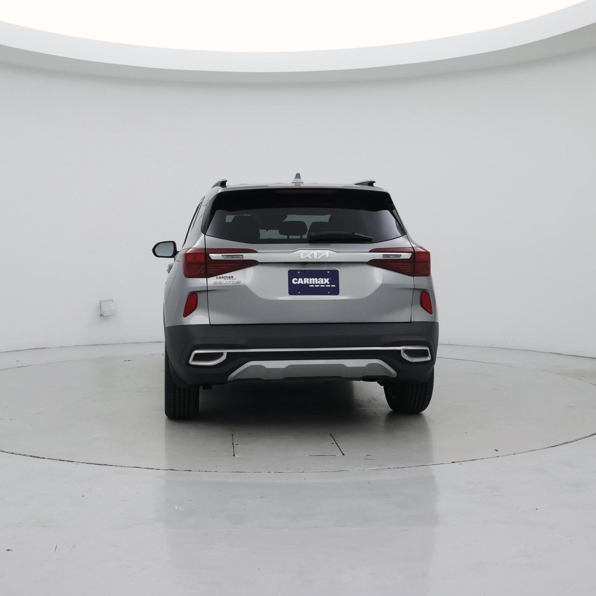 Thumbnail: 2023 Kia Seltos - 6