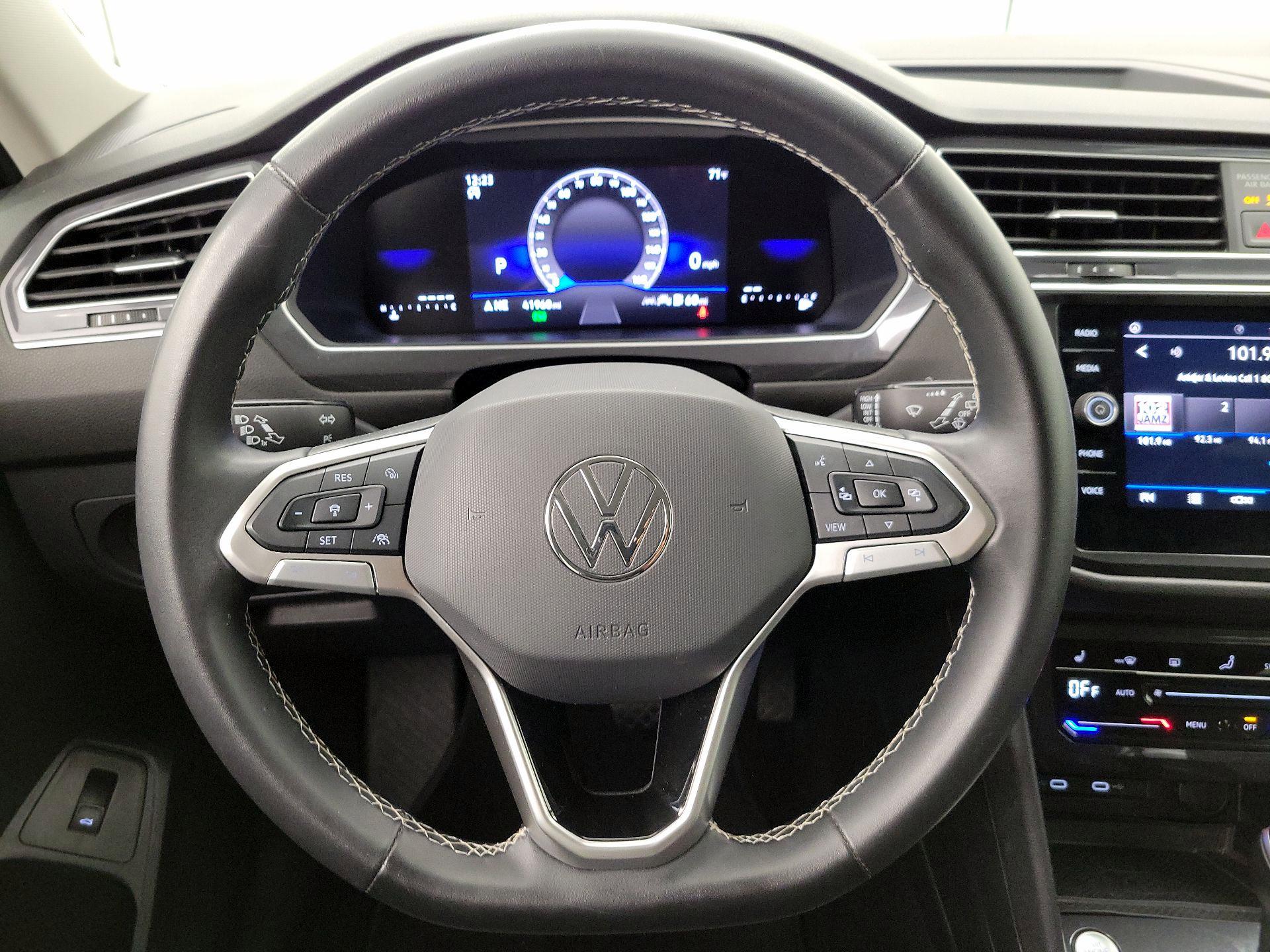 Thumbnail: 2024 Volkswagen Tiguan - 10