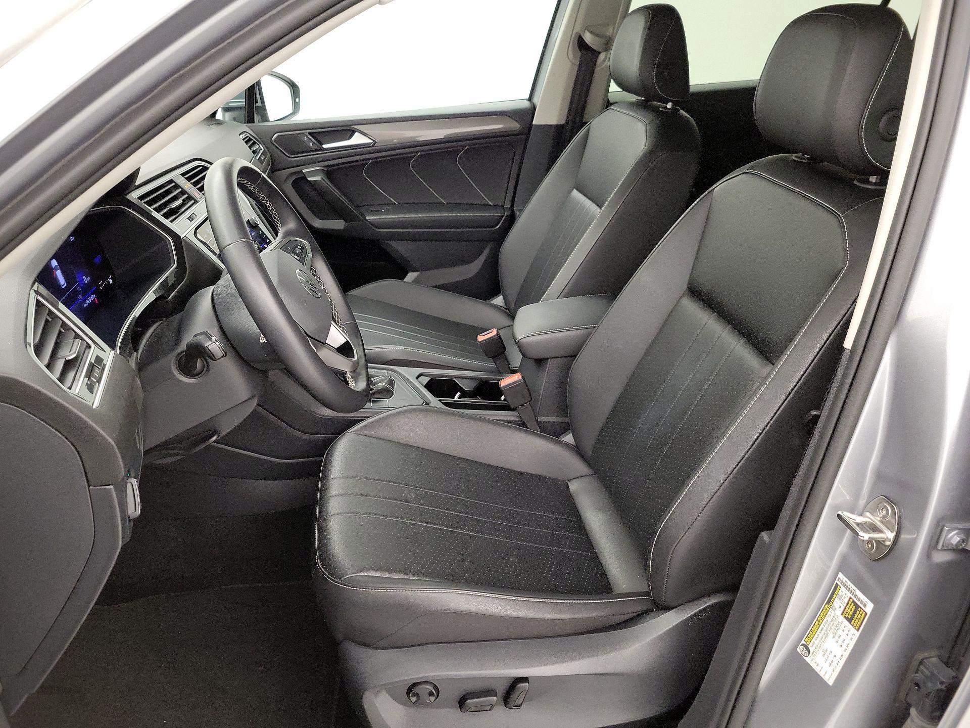 Thumbnail: 2024 Volkswagen Tiguan - 11