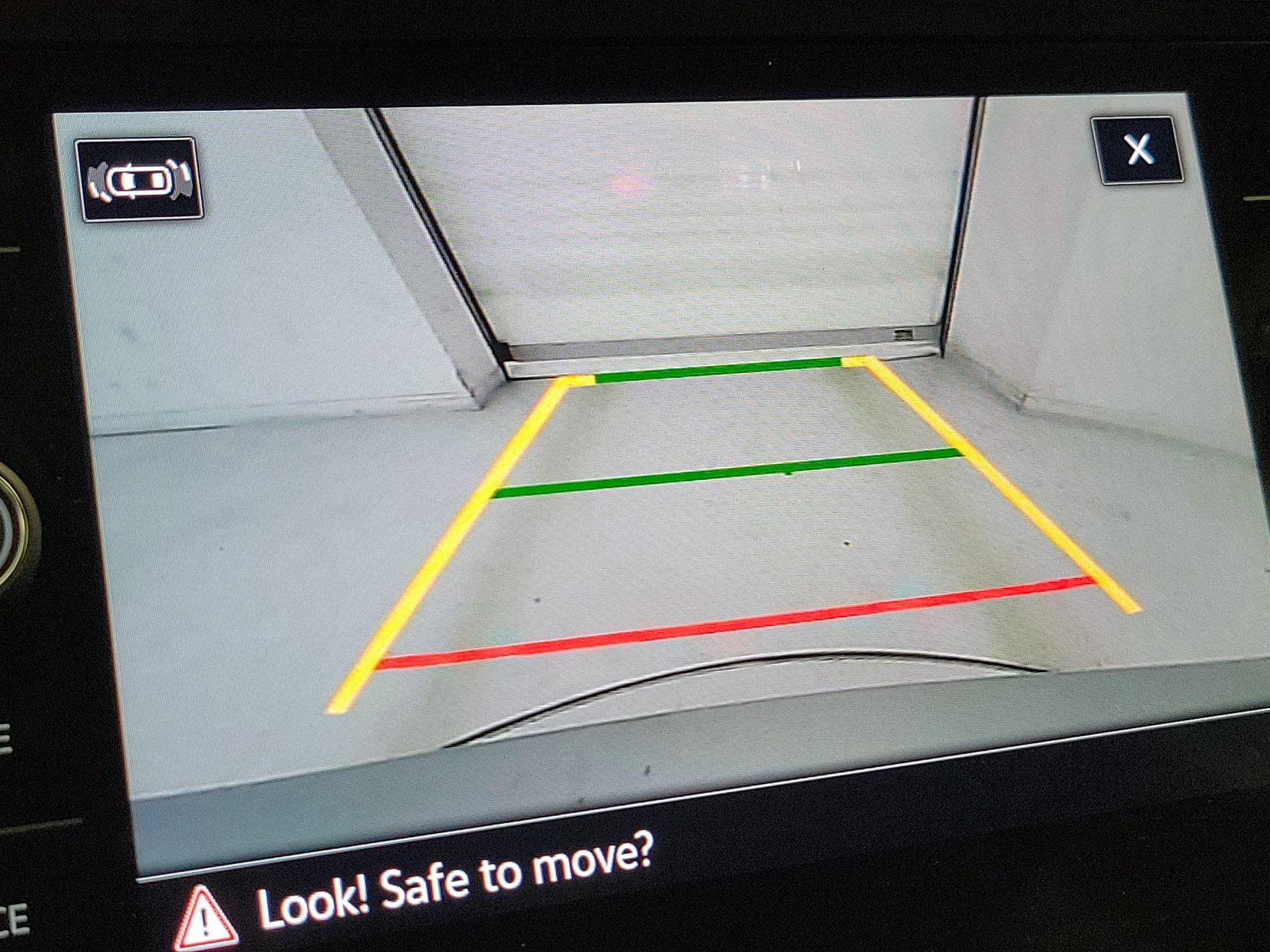 Thumbnail: 2024 Volkswagen Tiguan - 14