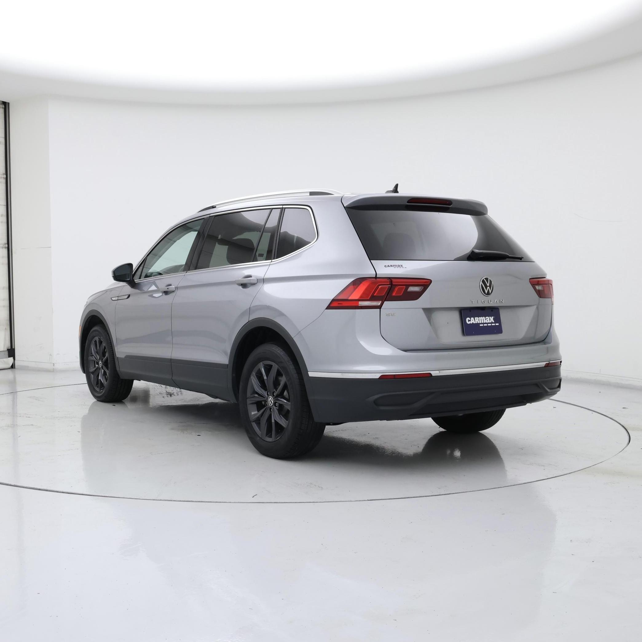 Thumbnail: 2024 Volkswagen Tiguan - 2