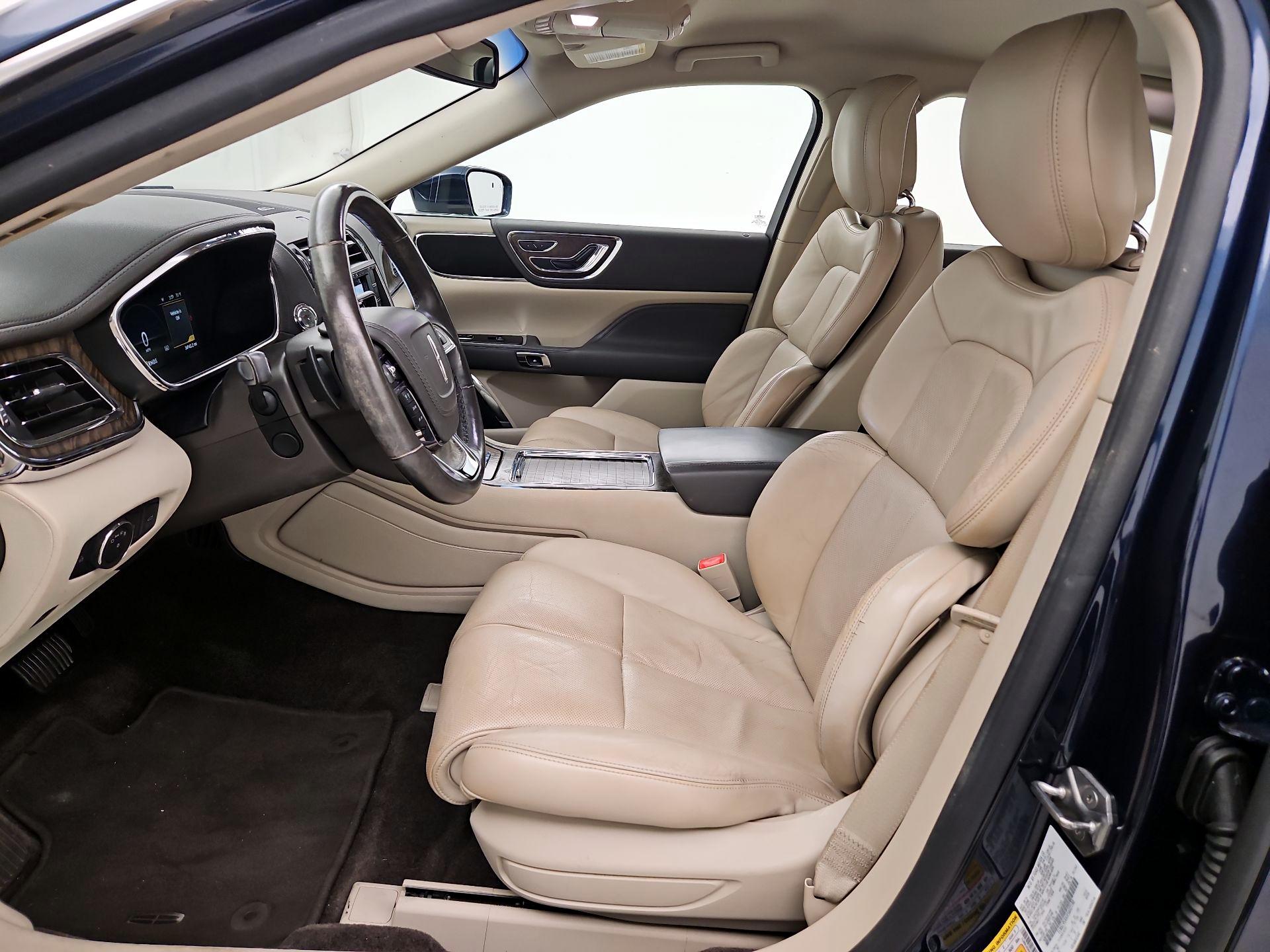 Thumbnail: 2017 Lincoln Continental - 11