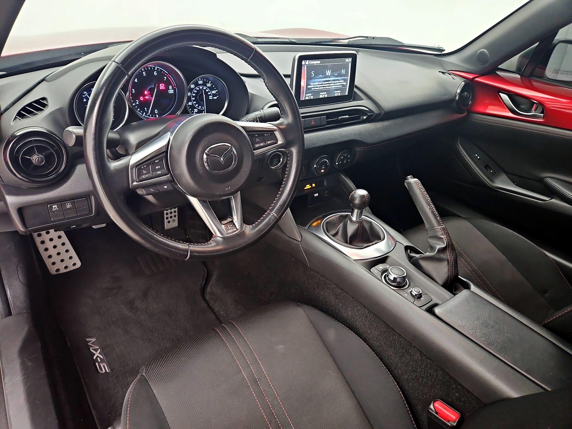 Thumbnail: 2016 Mazda MX-5 Miata - 9