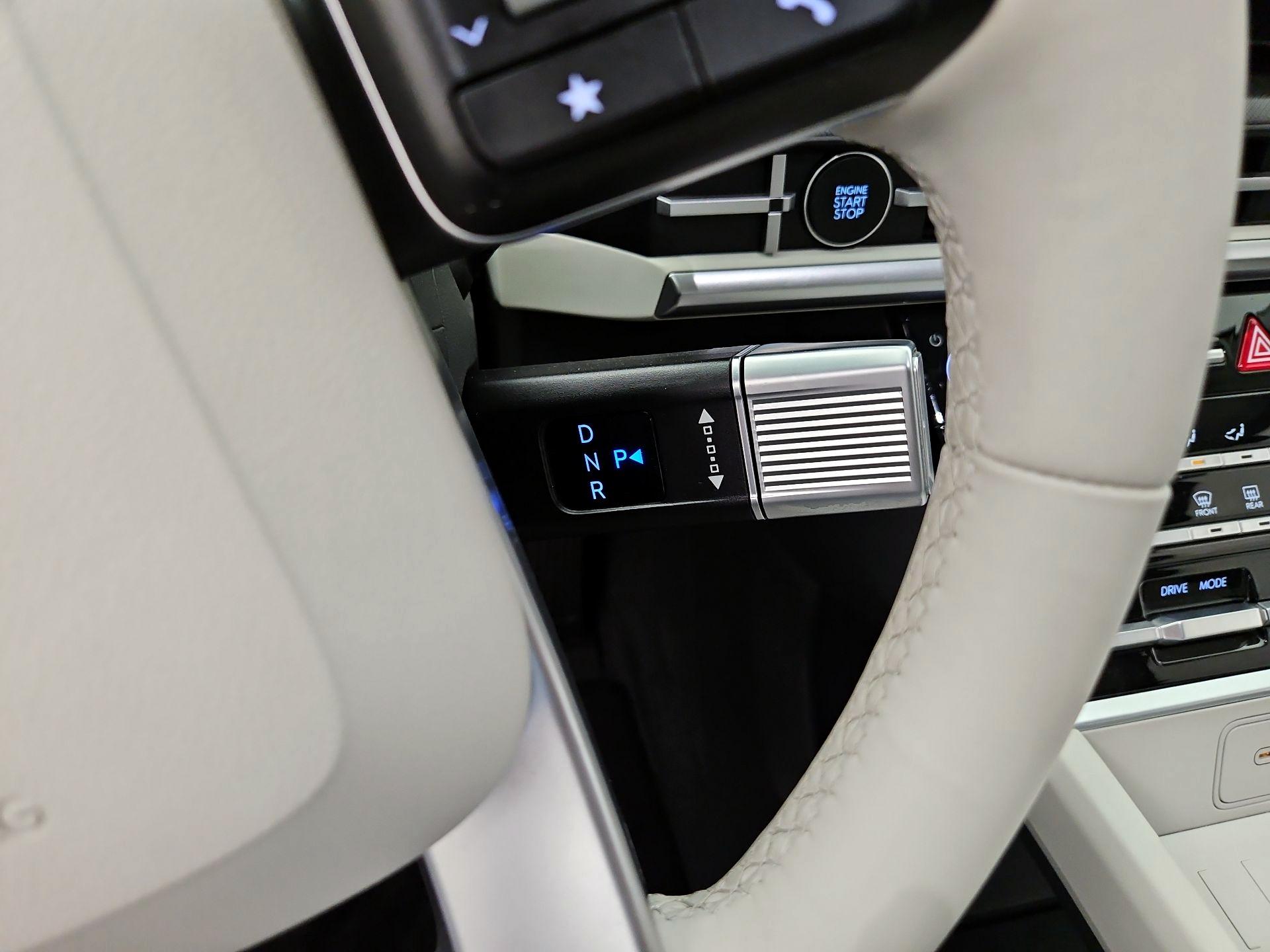 Thumbnail: 2024 Hyundai Santa Fe - 17