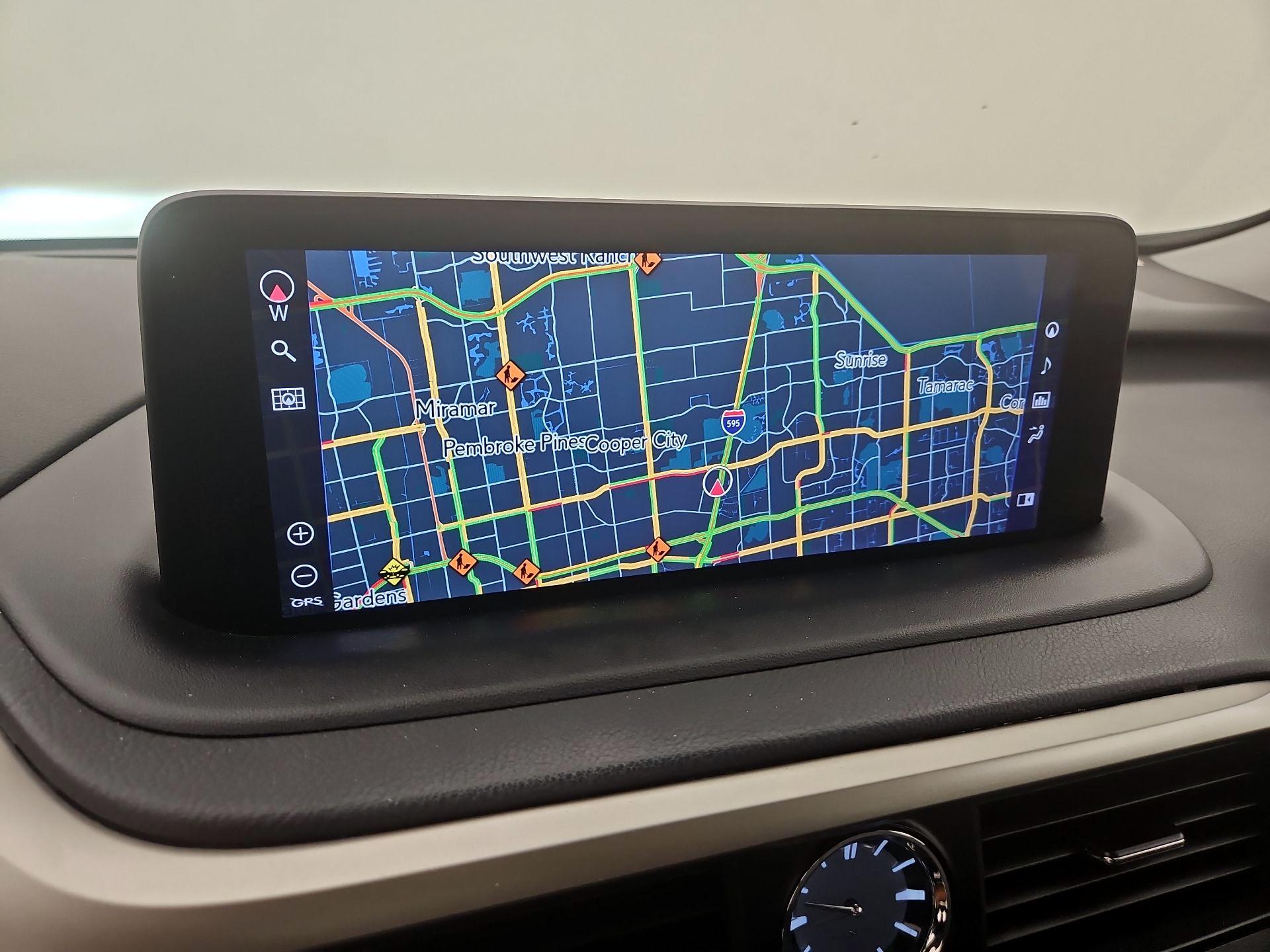 Thumbnail: 2021 Lexus RX - 14