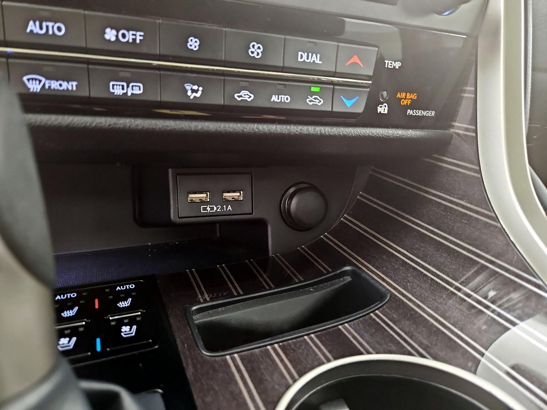 Thumbnail: 2021 Lexus RX - 19