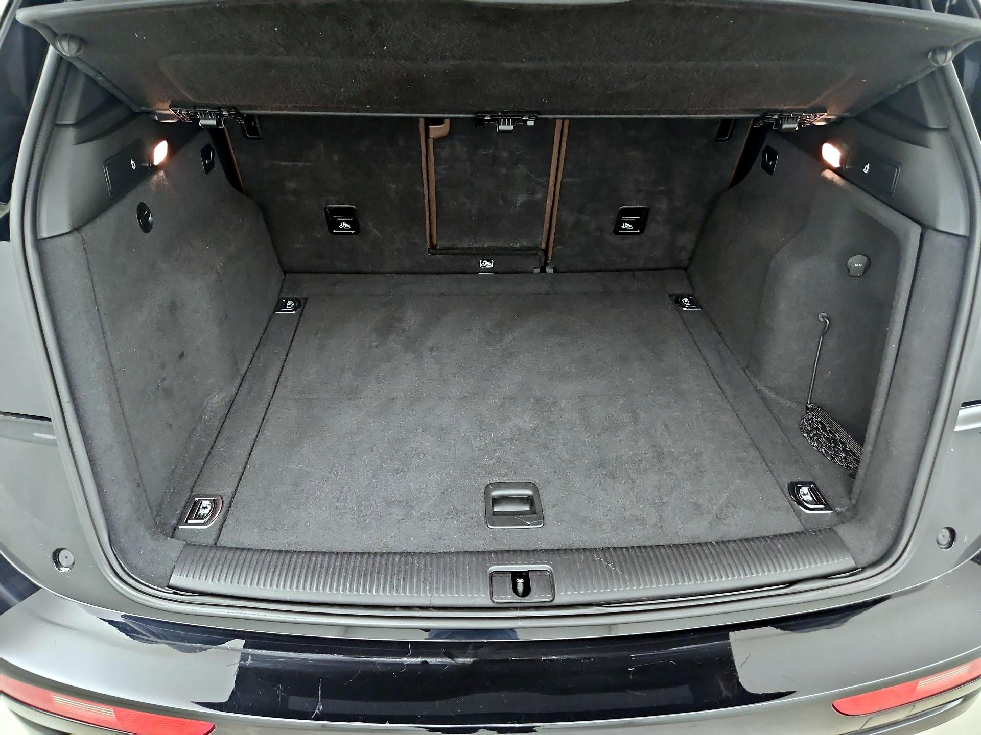 Thumbnail: 2015 Audi Q5 - 16