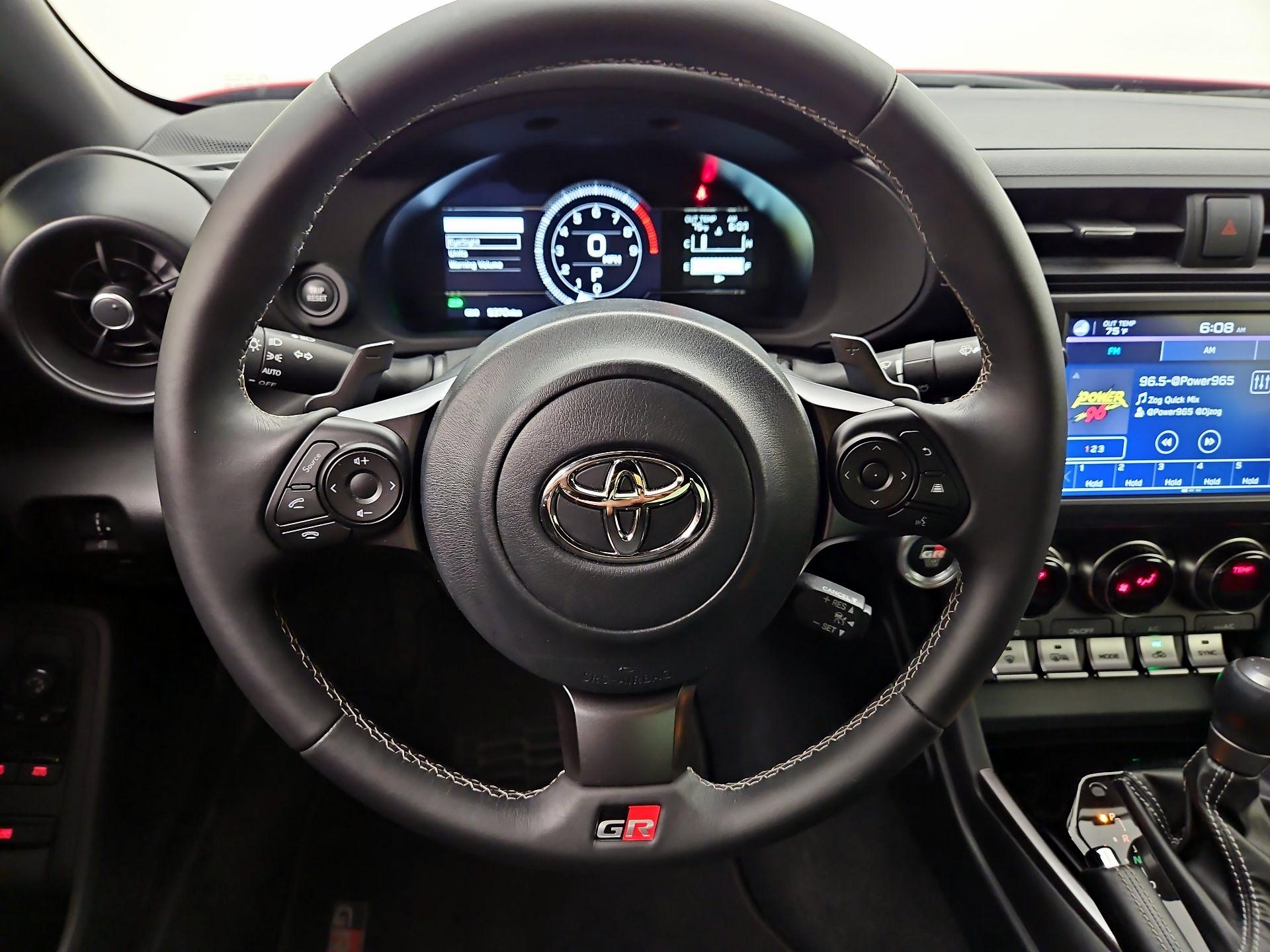 Thumbnail: 2024 Toyota GR86 - 10