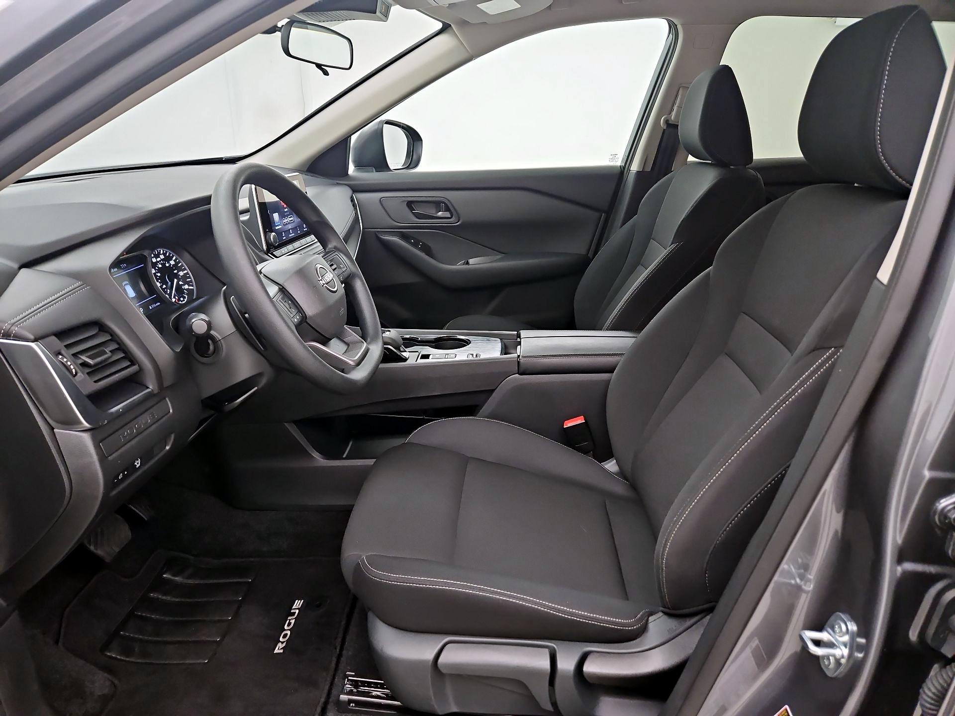 Thumbnail: 2025 Nissan Rogue - 11