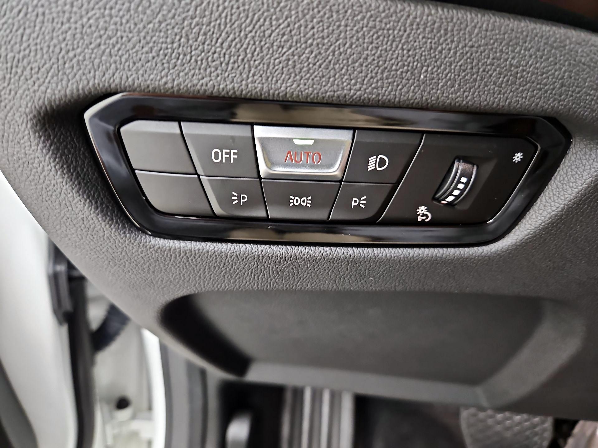 Thumbnail: 2024 BMW 2 Series - 13