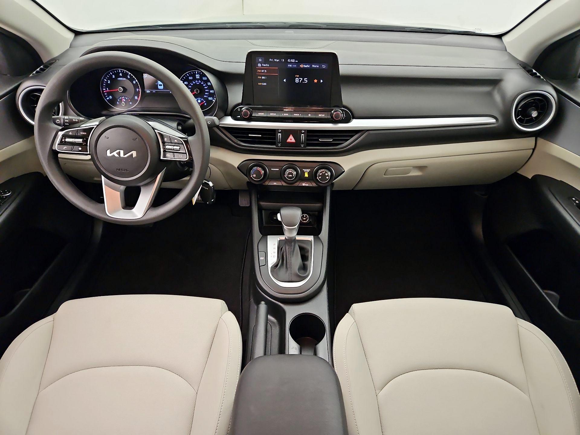 Thumbnail: 2023 Kia Forte - 9