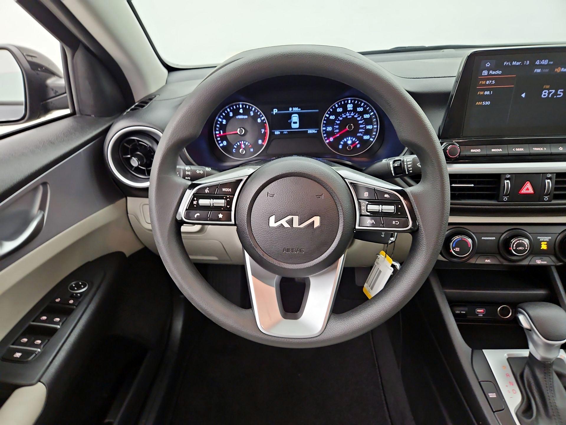 Thumbnail: 2023 Kia Forte - 10