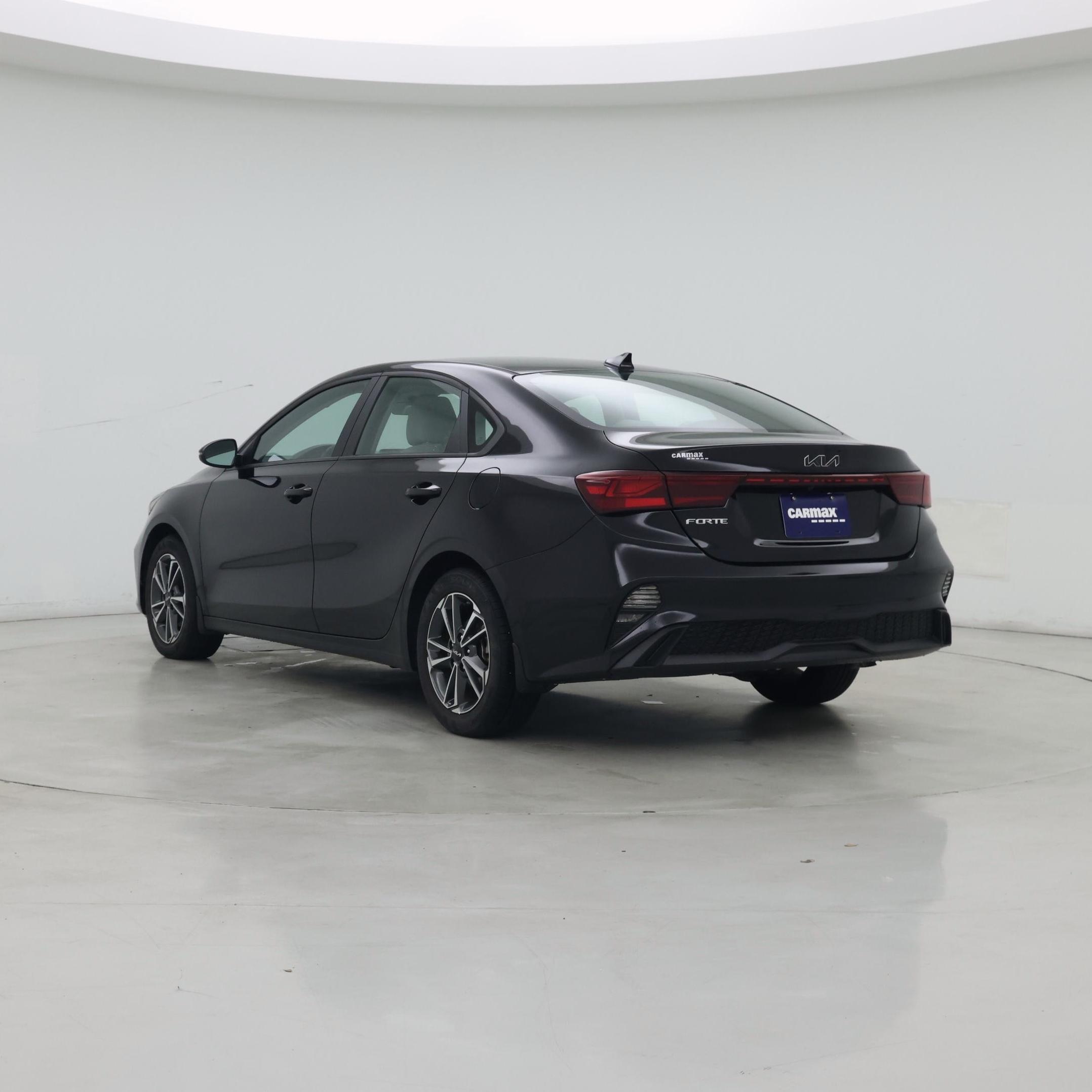 Thumbnail: 2023 Kia Forte - 2