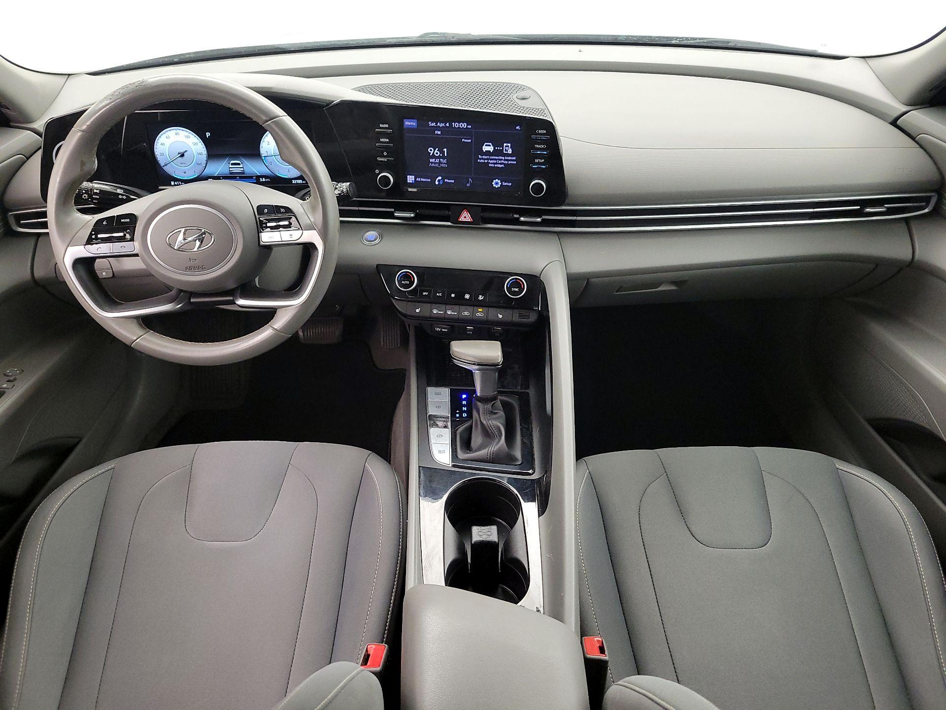 Thumbnail: 2022 Hyundai Elantra - 9