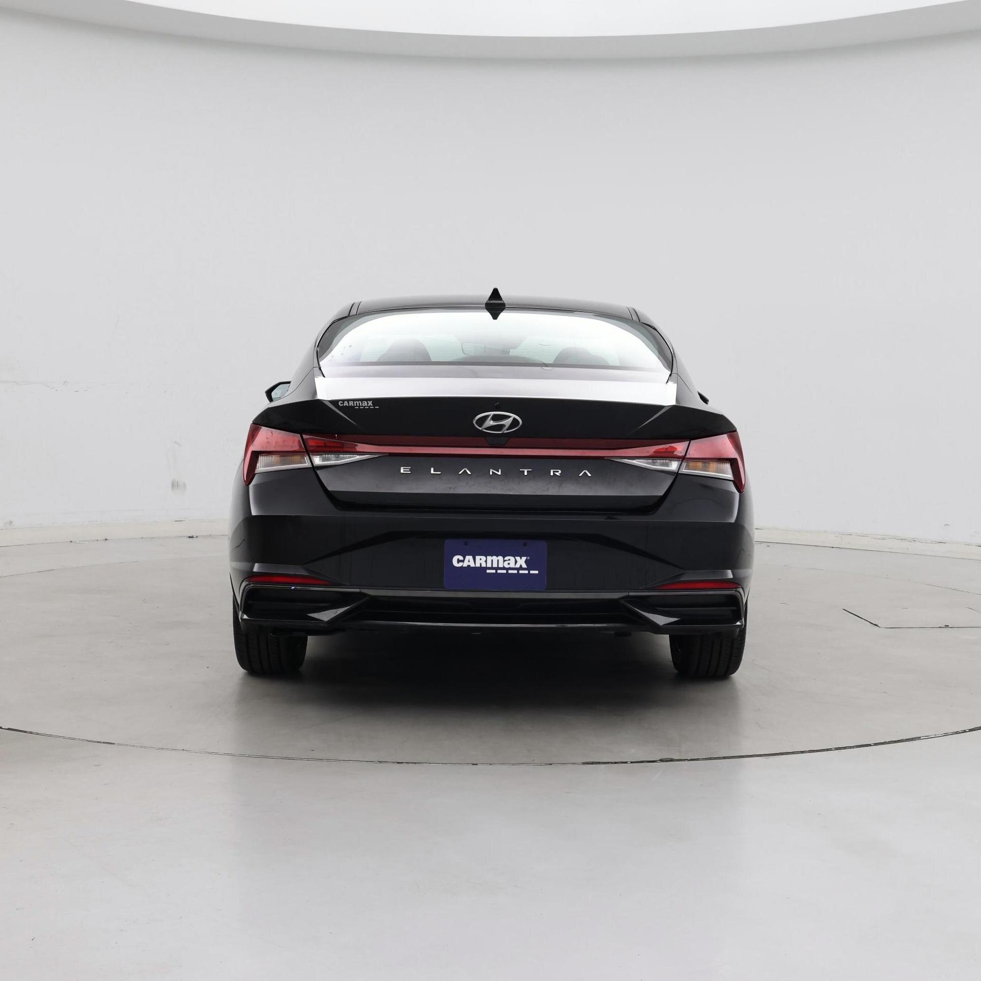 Thumbnail: 2022 Hyundai Elantra - 6