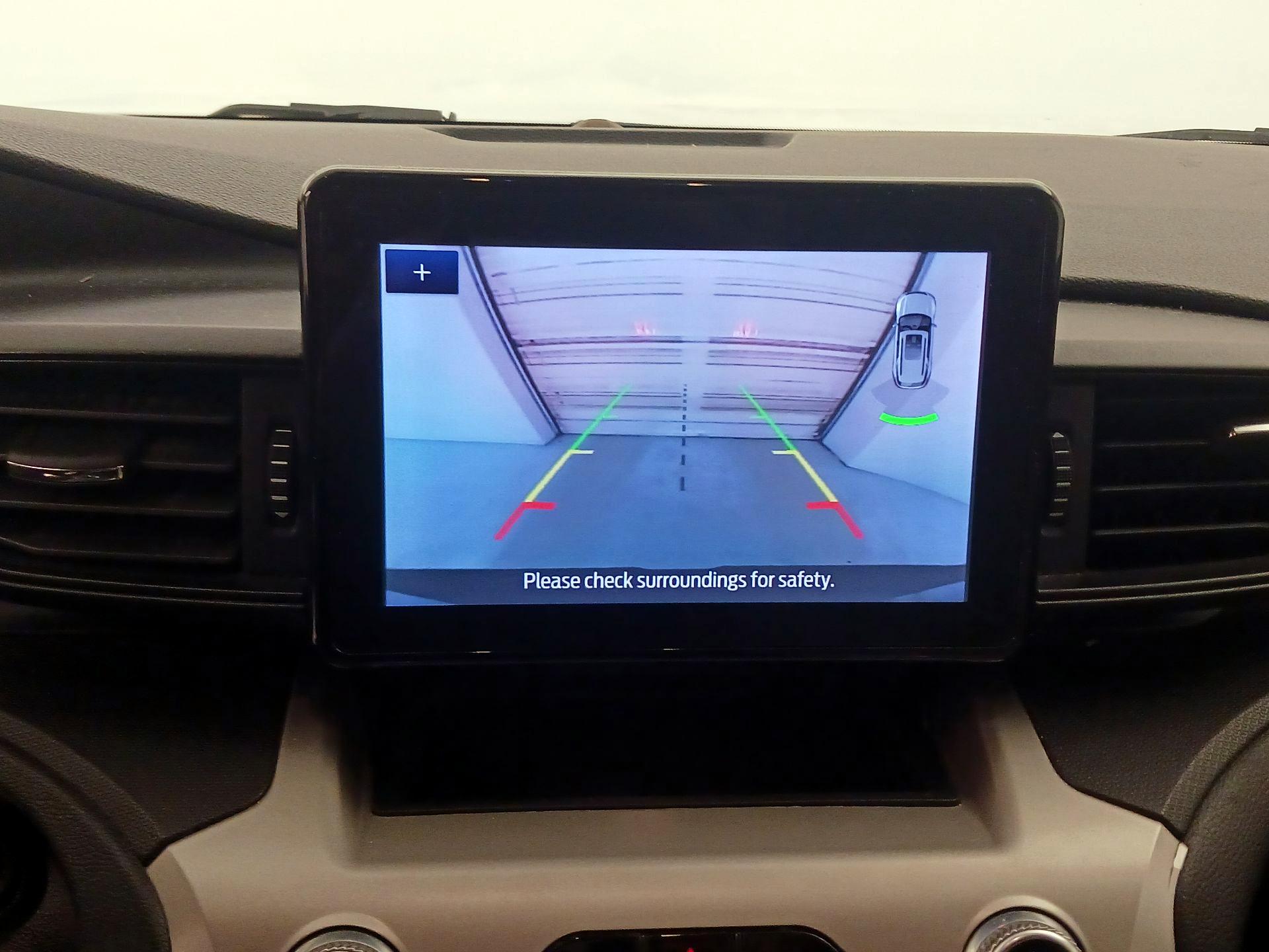 Thumbnail: 2021 Ford Explorer - 14