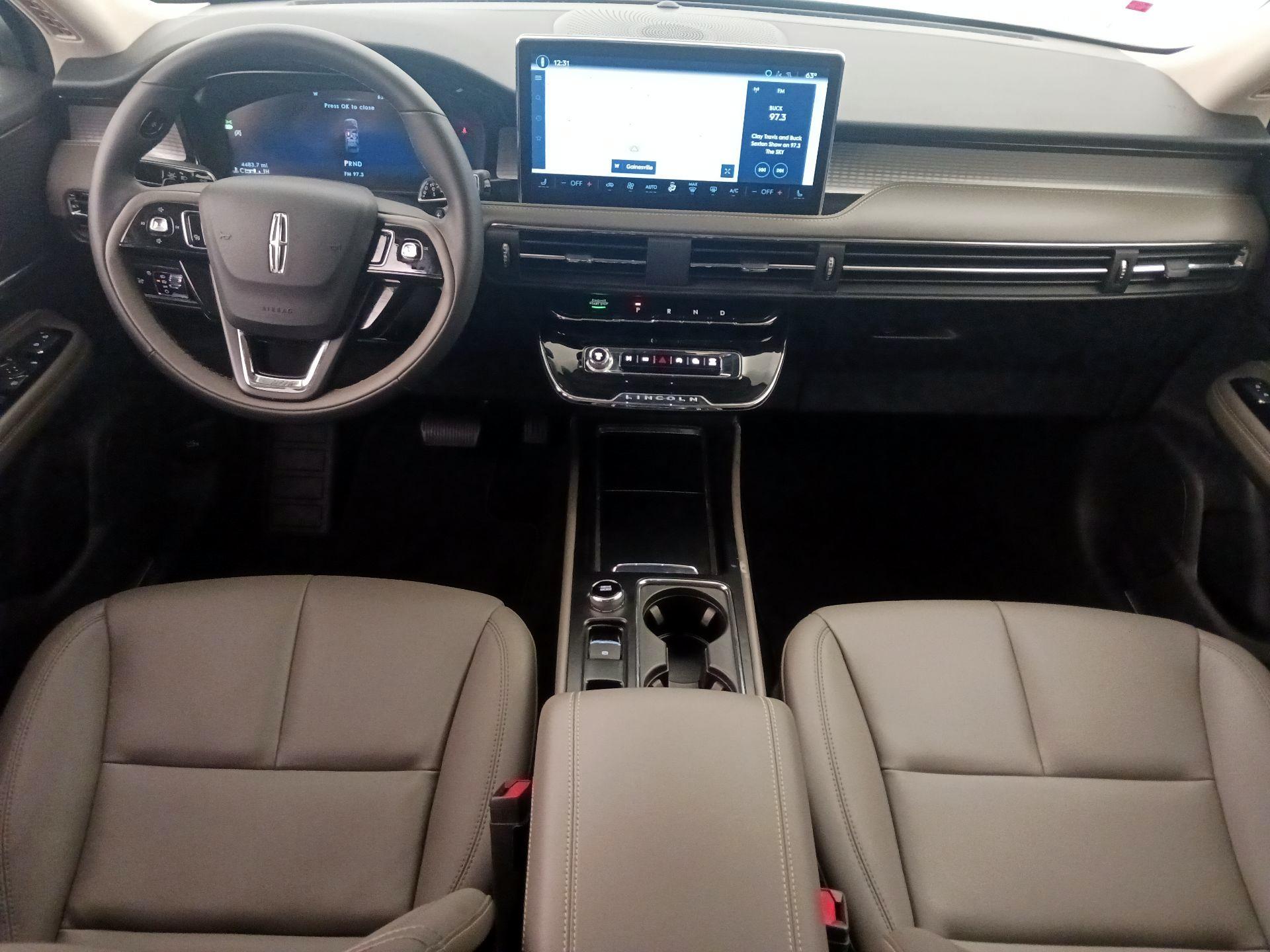 Thumbnail: 2024 Lincoln Corsair - 9