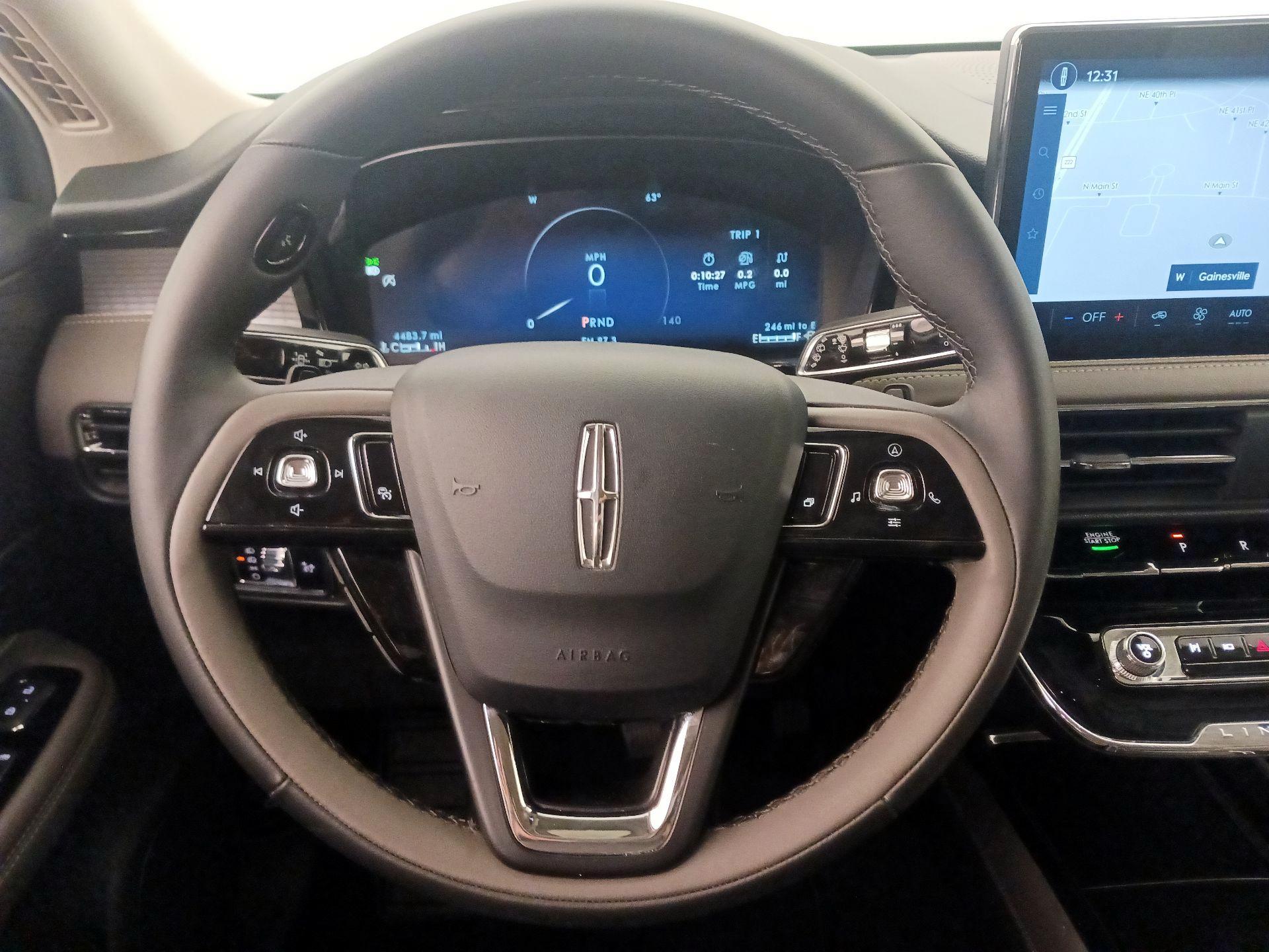 Thumbnail: 2024 Lincoln Corsair - 10