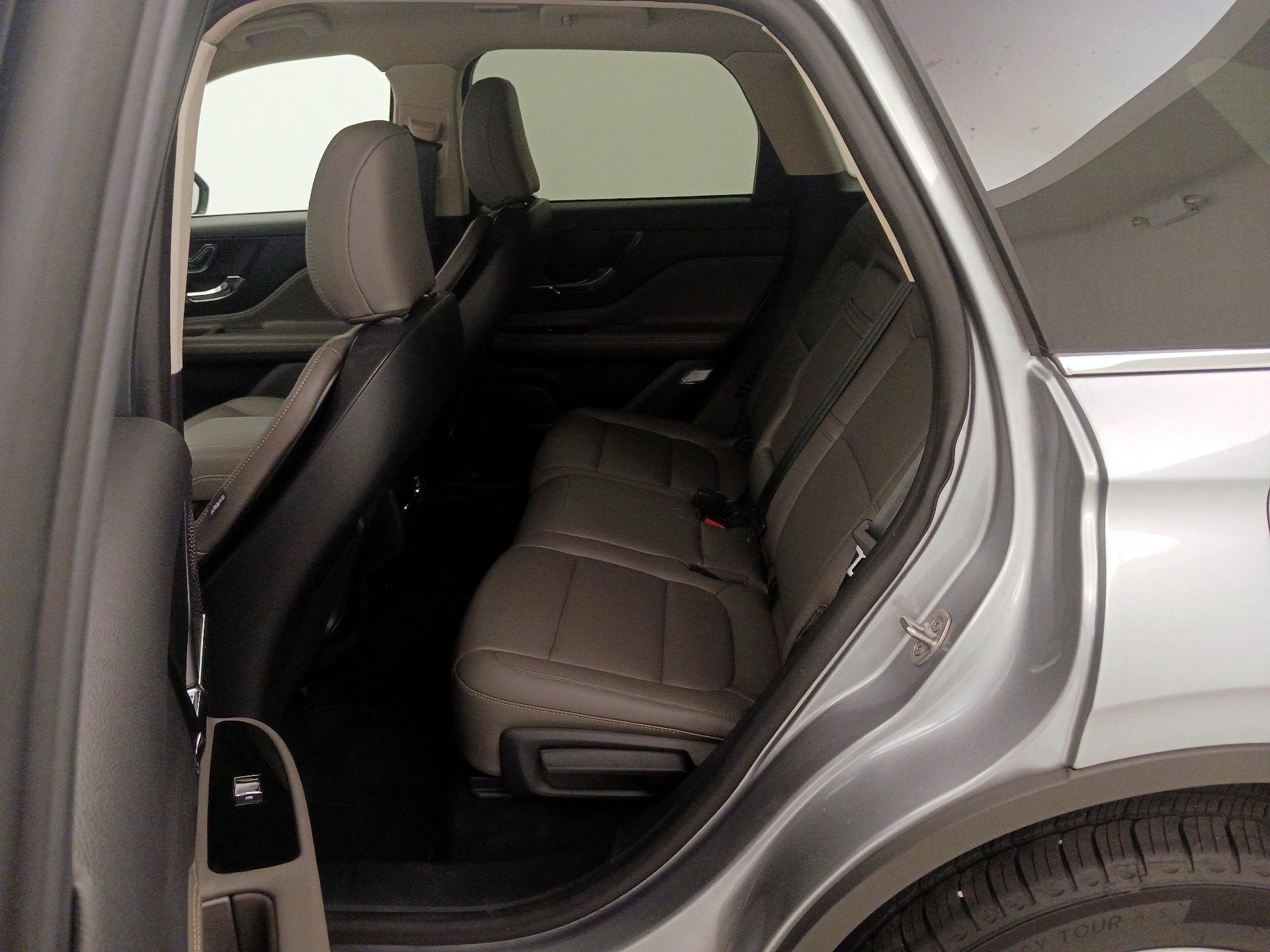 Thumbnail: 2024 Lincoln Corsair - 20