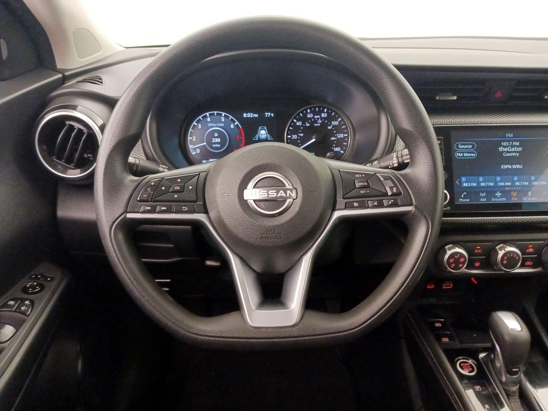 Thumbnail: 2023 Nissan Kicks - 10